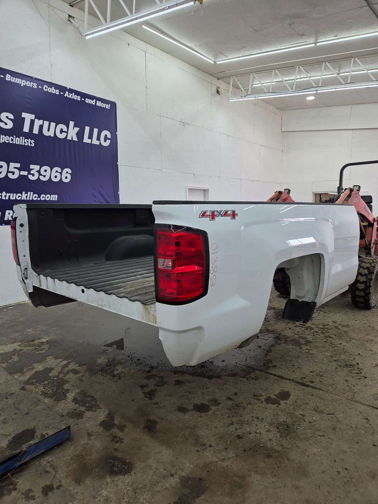 2014-2019 Chevrolet Silverado 1500 2500HD 3500HD 8' Long Truck Bed