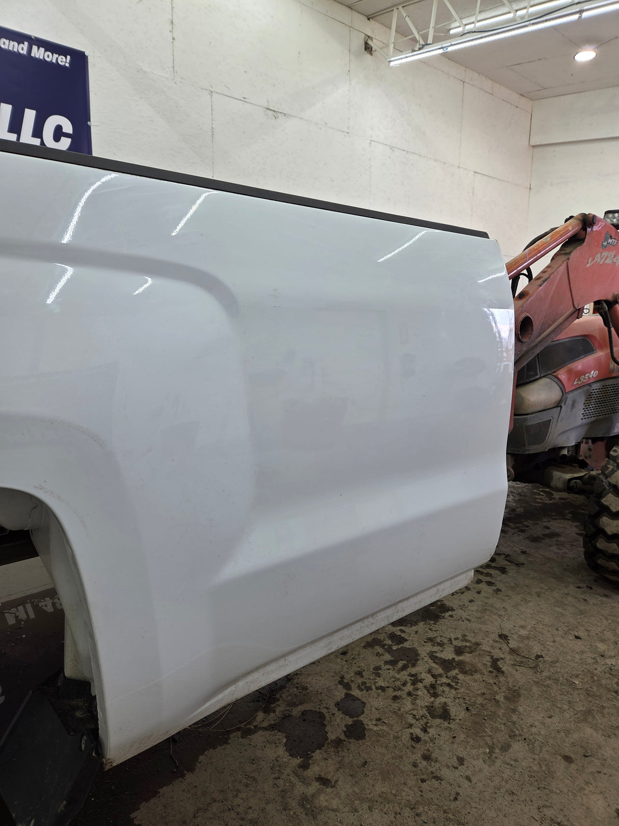 2014-2019 Chevrolet Silverado 1500 2500HD 3500HD 8' Long Truck Bed