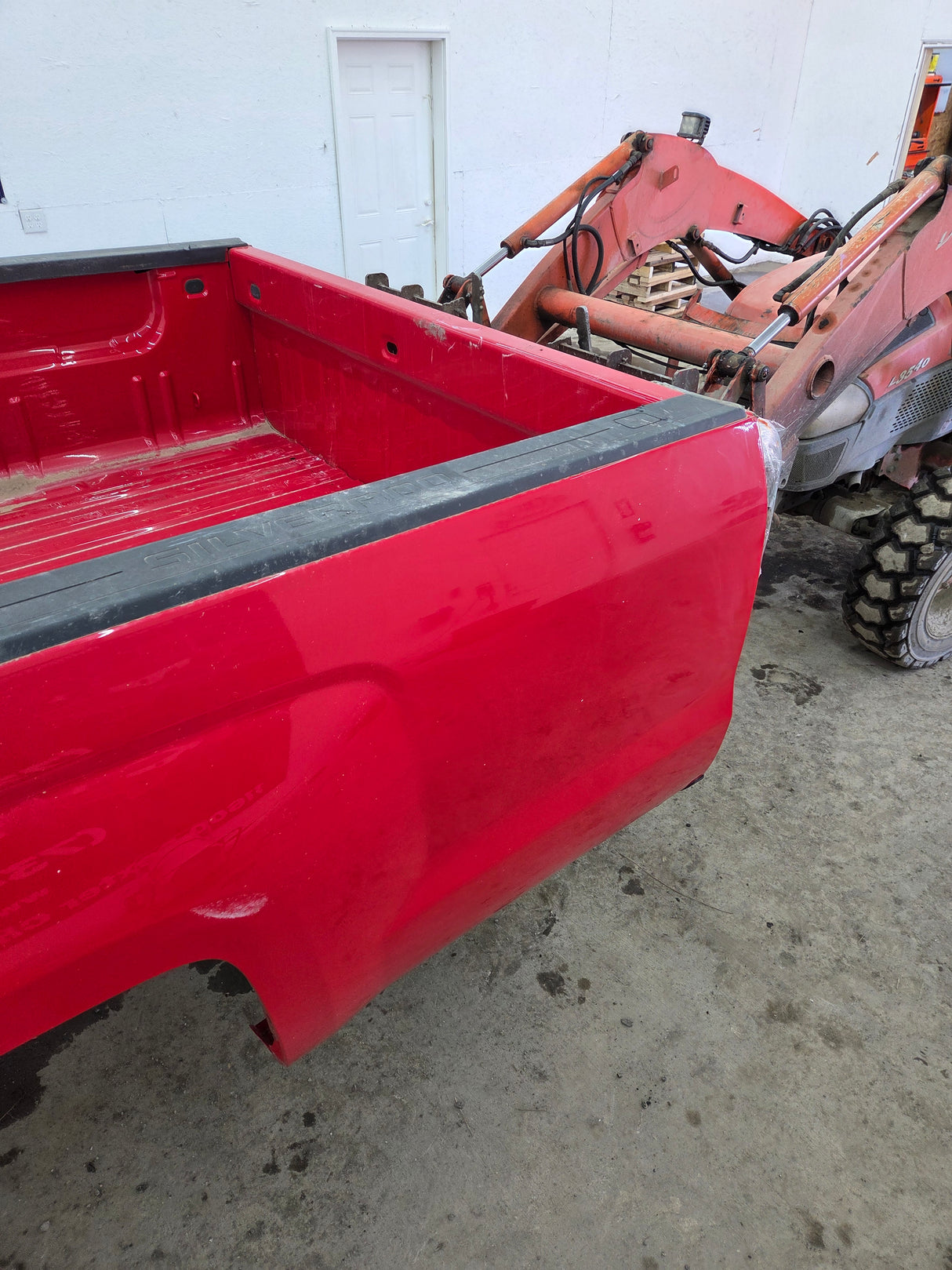 2014-2019 Chevrolet Silverado 1500 2500HD 3500HD 8' Long Truck Bed
