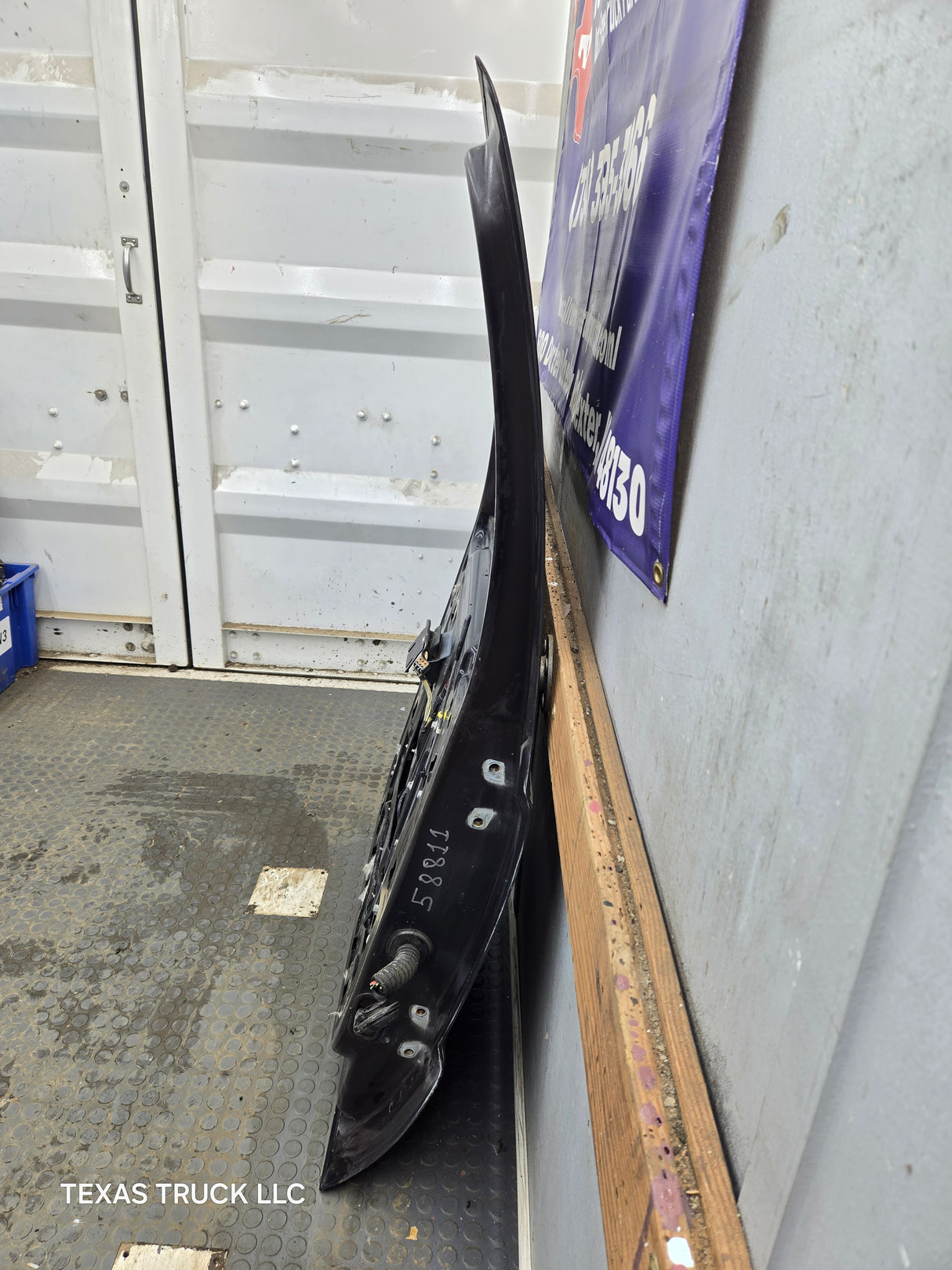 1999-2011 Ford Super Duty LH Driver Side Rear Crew Cab Door F250 F350 F450 F550