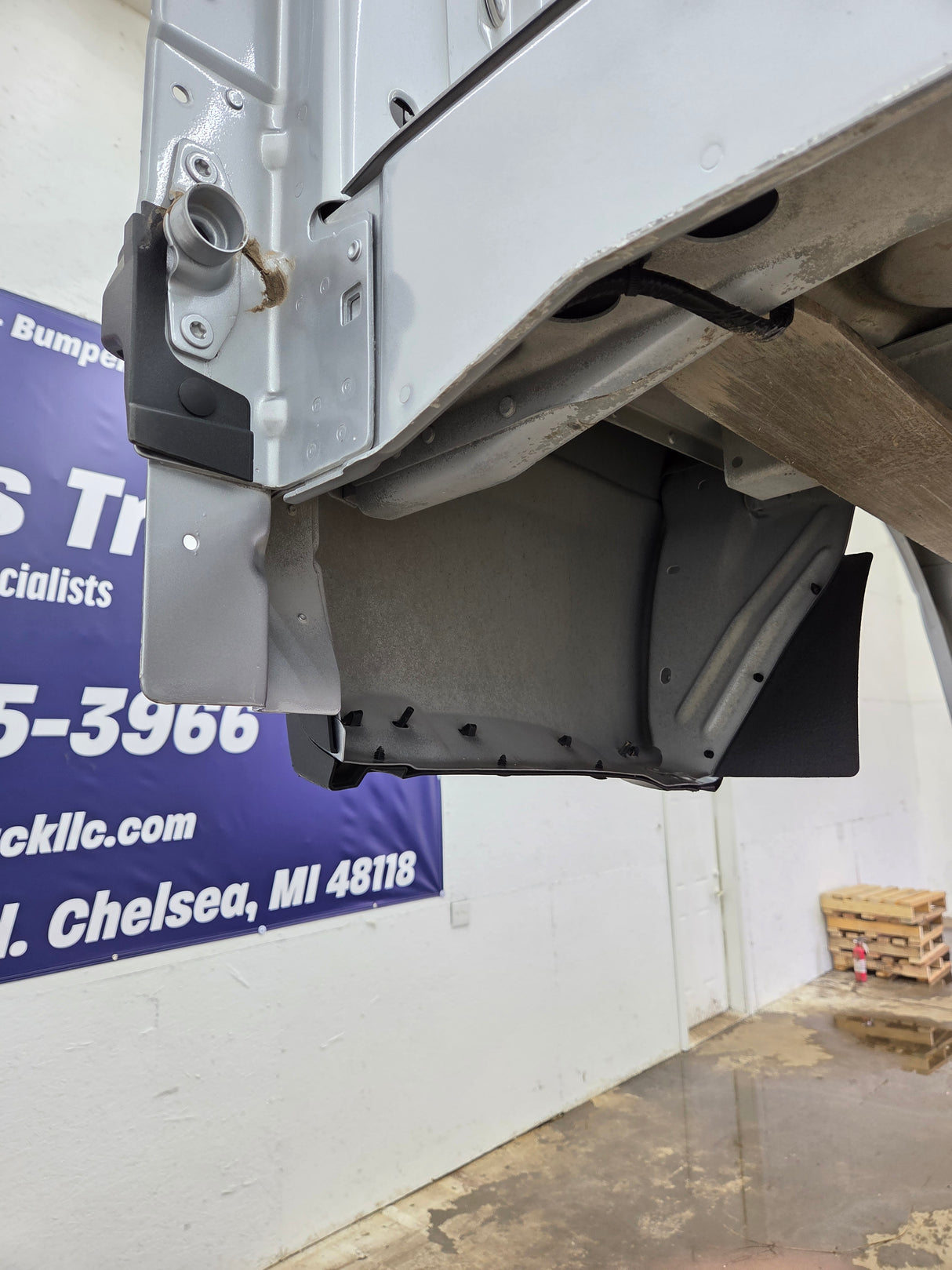 2023-2026 Ford F250 F350 Super Duty 8' Long Truck Bed