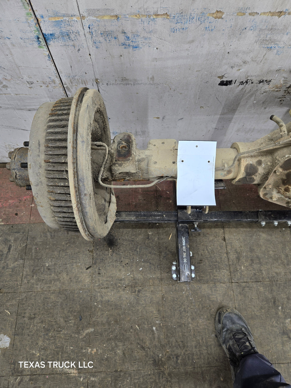 2000 Chevrolet Silverado / GMC Sierra 2500 3500 HD OLD Body Style Rear Axle 4.10 Full Floating