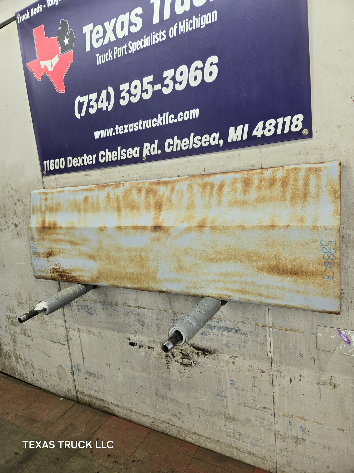 1973-1987 Chevrolet / GMC Square Body Tailgate C10 C15 C20 C25 C35 K10 K15 K20 K25 K35