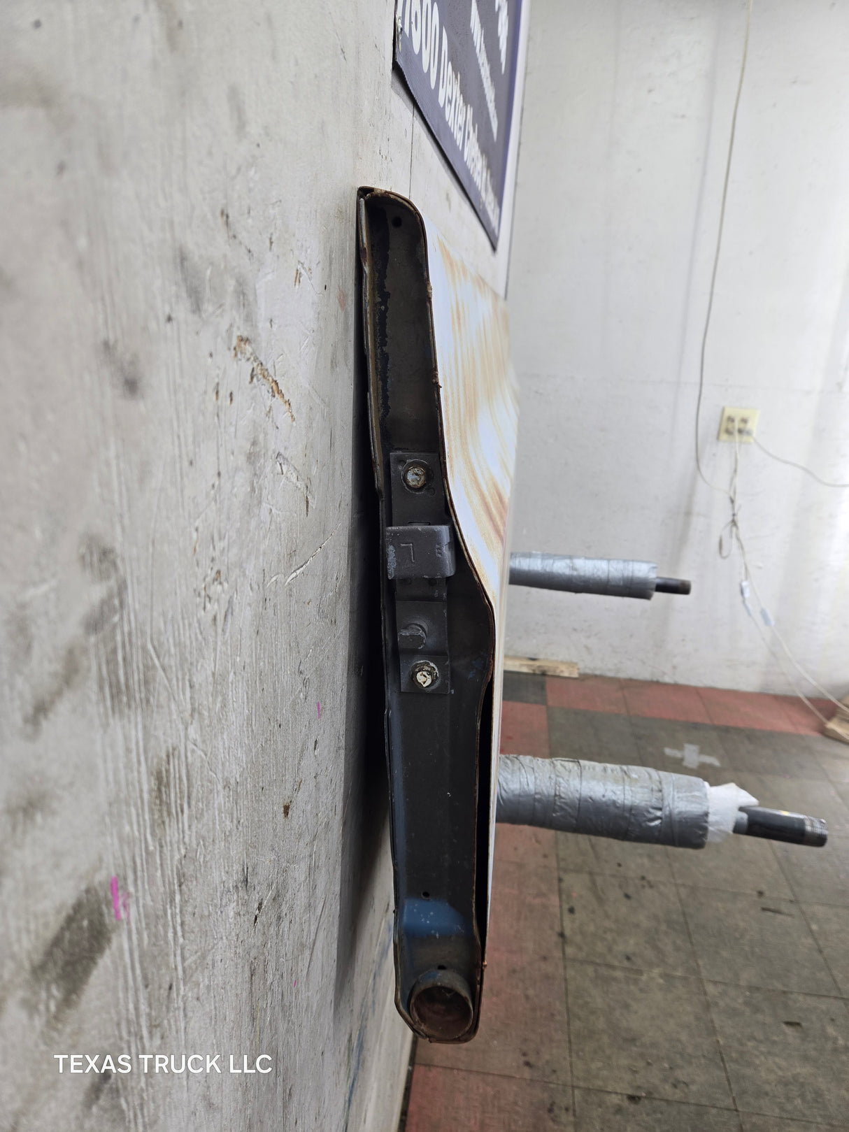 1973-1987 Chevrolet / GMC Square Body Tailgate C10 C15 C20 C25 C35 K10 K15 K20 K25 K35