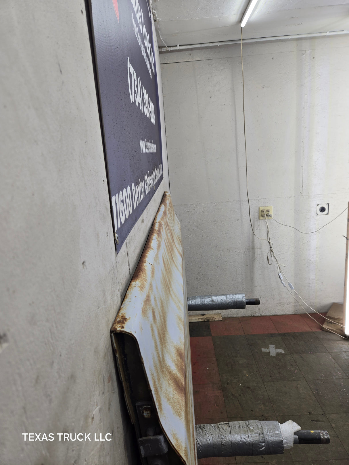 1973-1987 Chevrolet / GMC Square Body Tailgate C10 C15 C20 C25 C35 K10 K15 K20 K25 K35