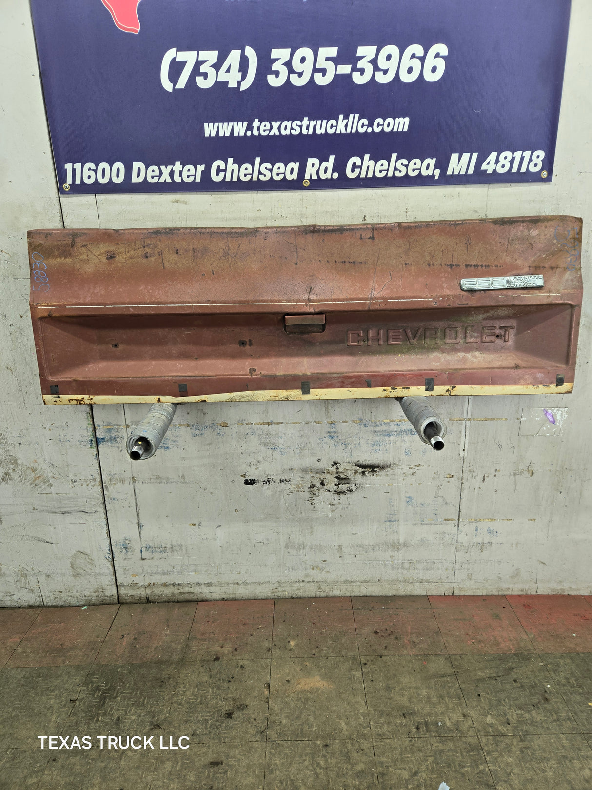 1973-1987 Chevrolet / GMC Square Body Tailgate C10 C15 C20 C25 C35 K10 K15 K20 K25 K35