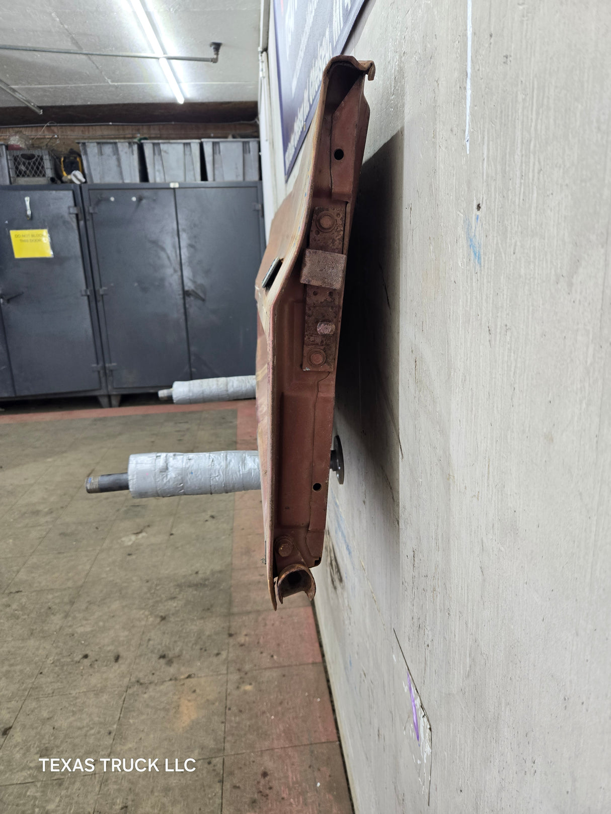 1973-1987 Chevrolet / GMC Square Body Tailgate C10 C15 C20 C25 C35 K10 K15 K20 K25 K35