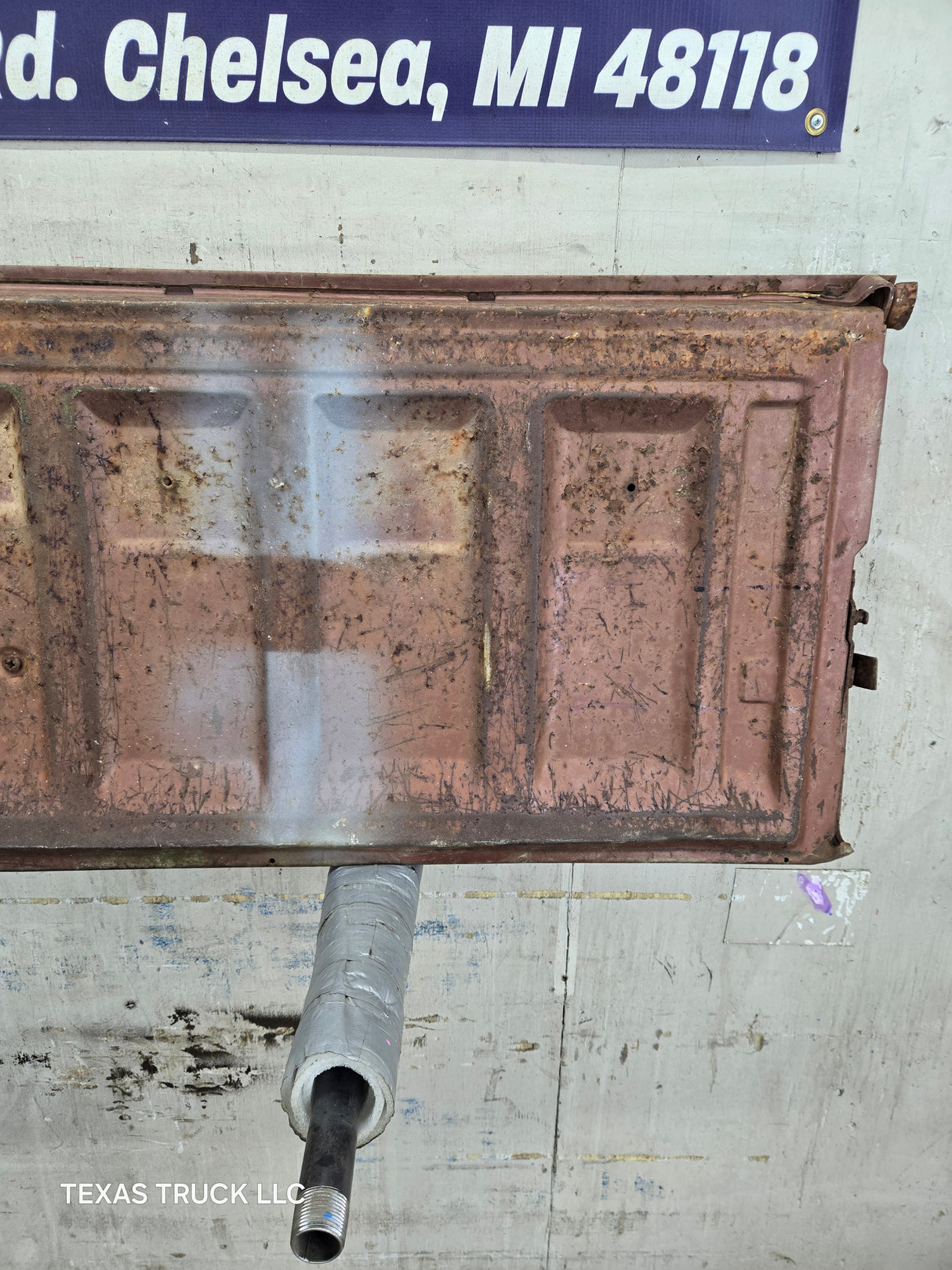 1973-1987 Chevrolet / GMC Square Body Tailgate C10 C15 C20 C25 C35 K10 K15 K20 K25 K35