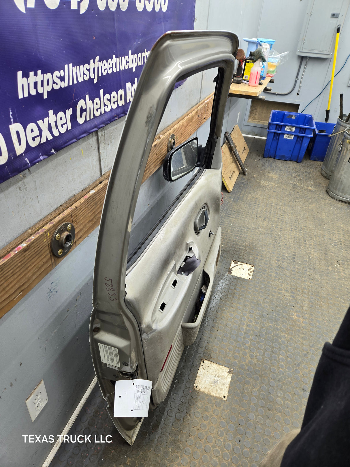 1988-2000 Chevrolet Silverado Suburban GMC Sierra LH Front Driver Side Door - White
