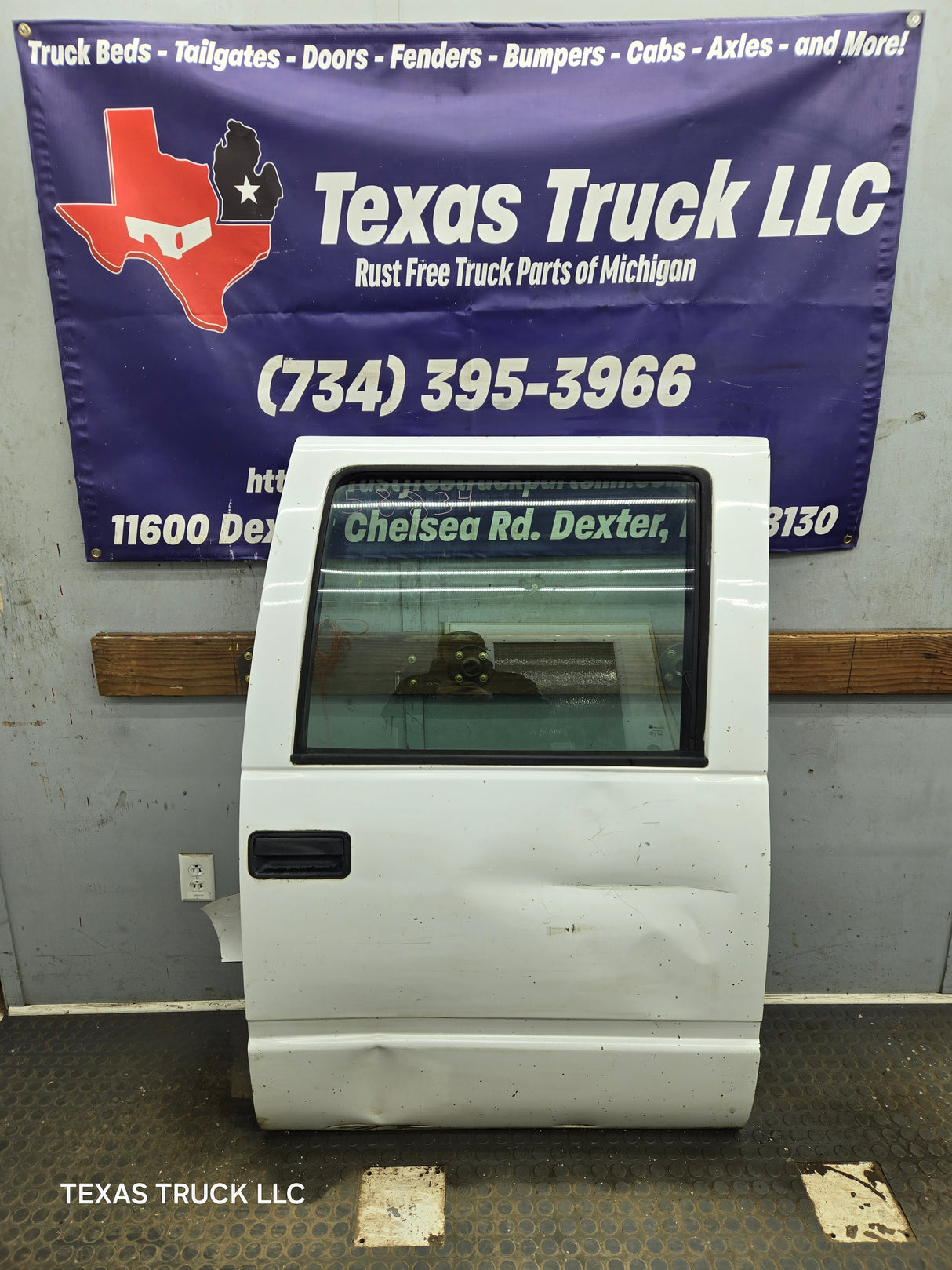 1992-2000 Chevrolet Silverado Suburban GMC Sierra K/C Series Crew Cab RH Rear Passenger Side Door