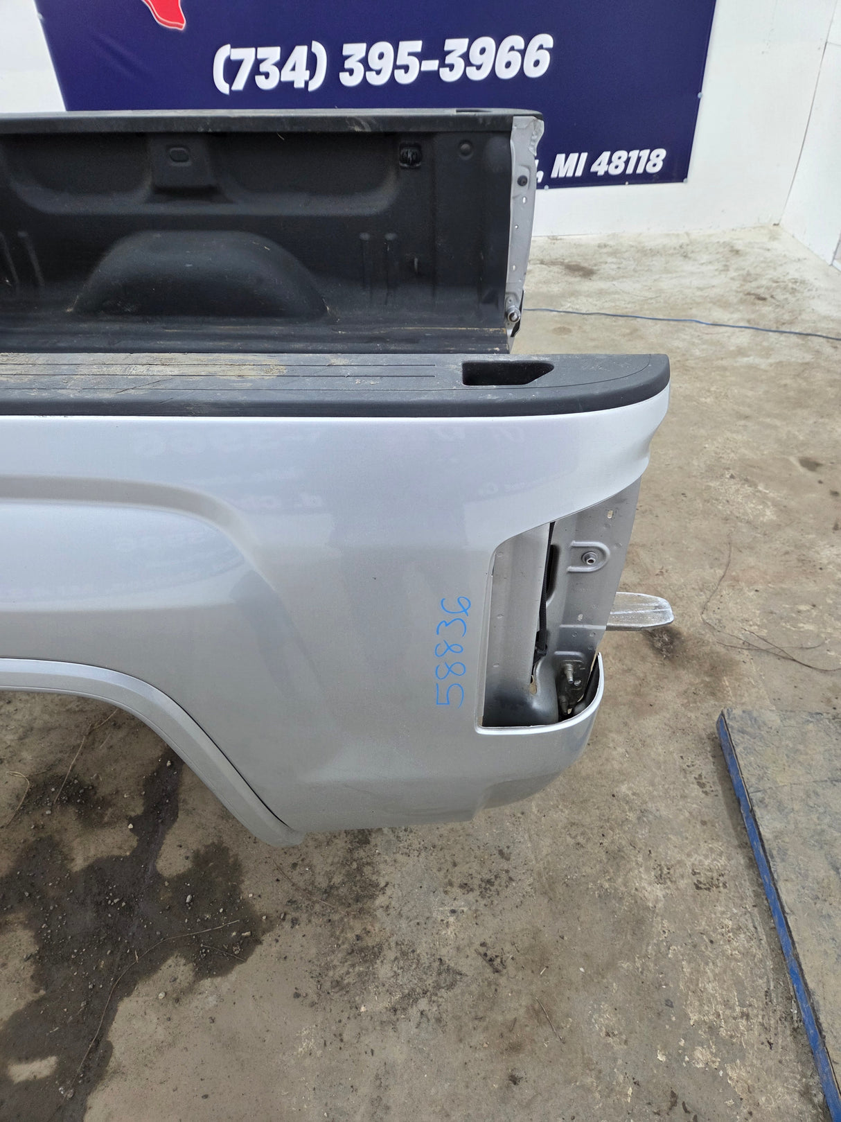 2014-2019 GMC Sierra 1500 5' 8" Short Bed