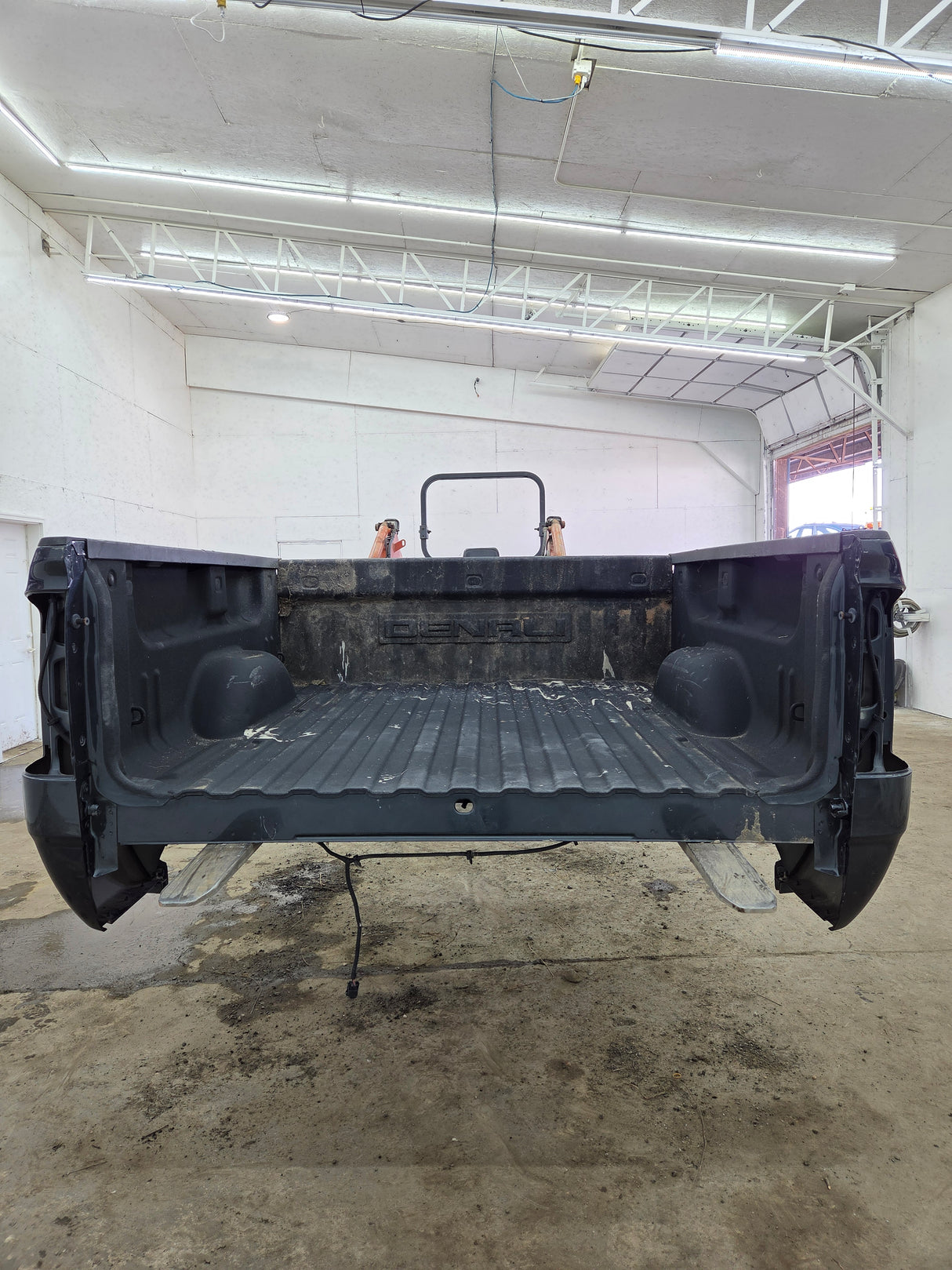 2014-2019 GMC Sierra 1500 5' 8" Short Bed