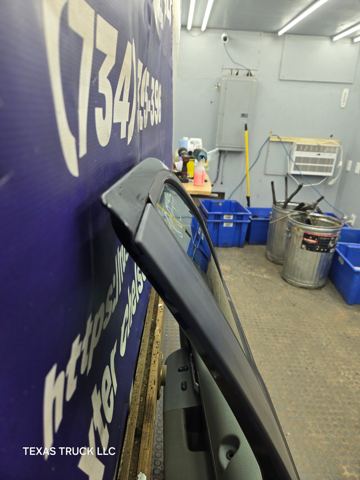 2004-2008 Ford F150 RH Passenger Front CREW Cab Door