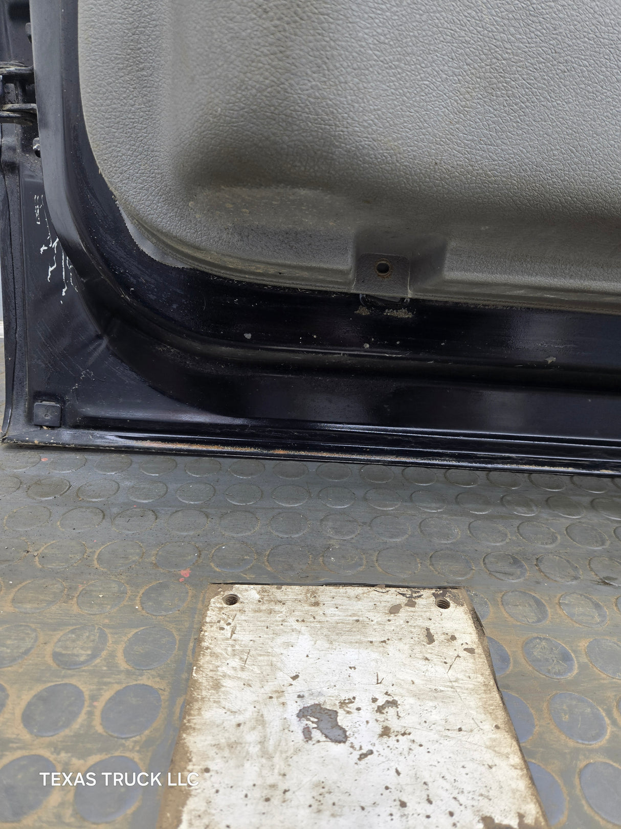 2004-2008 Ford F150 RH Passenger Front CREW Cab Door