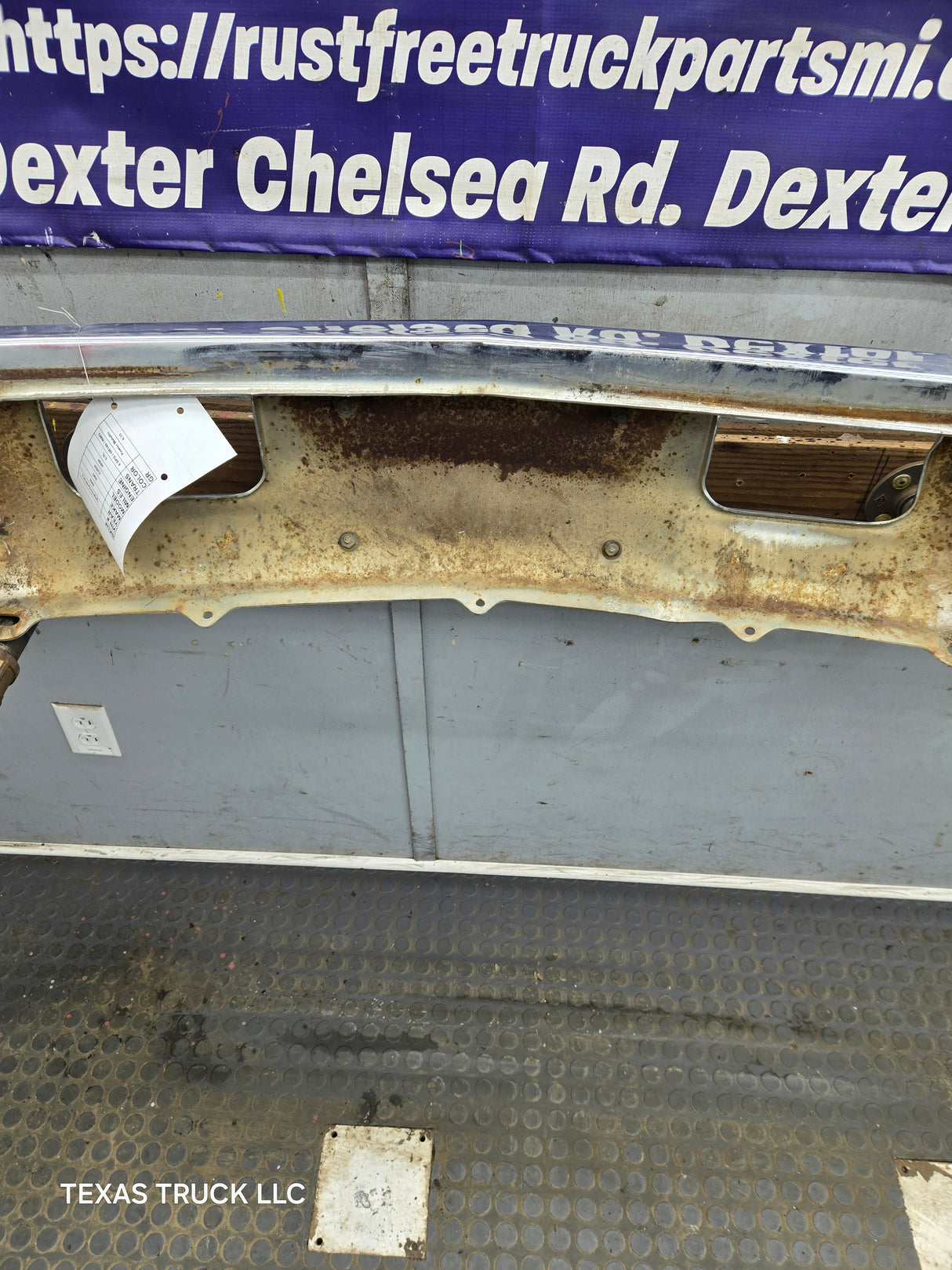 1988-1998 Chevrolet / GMC 1500 2500 3500 4500 Front Bumper
