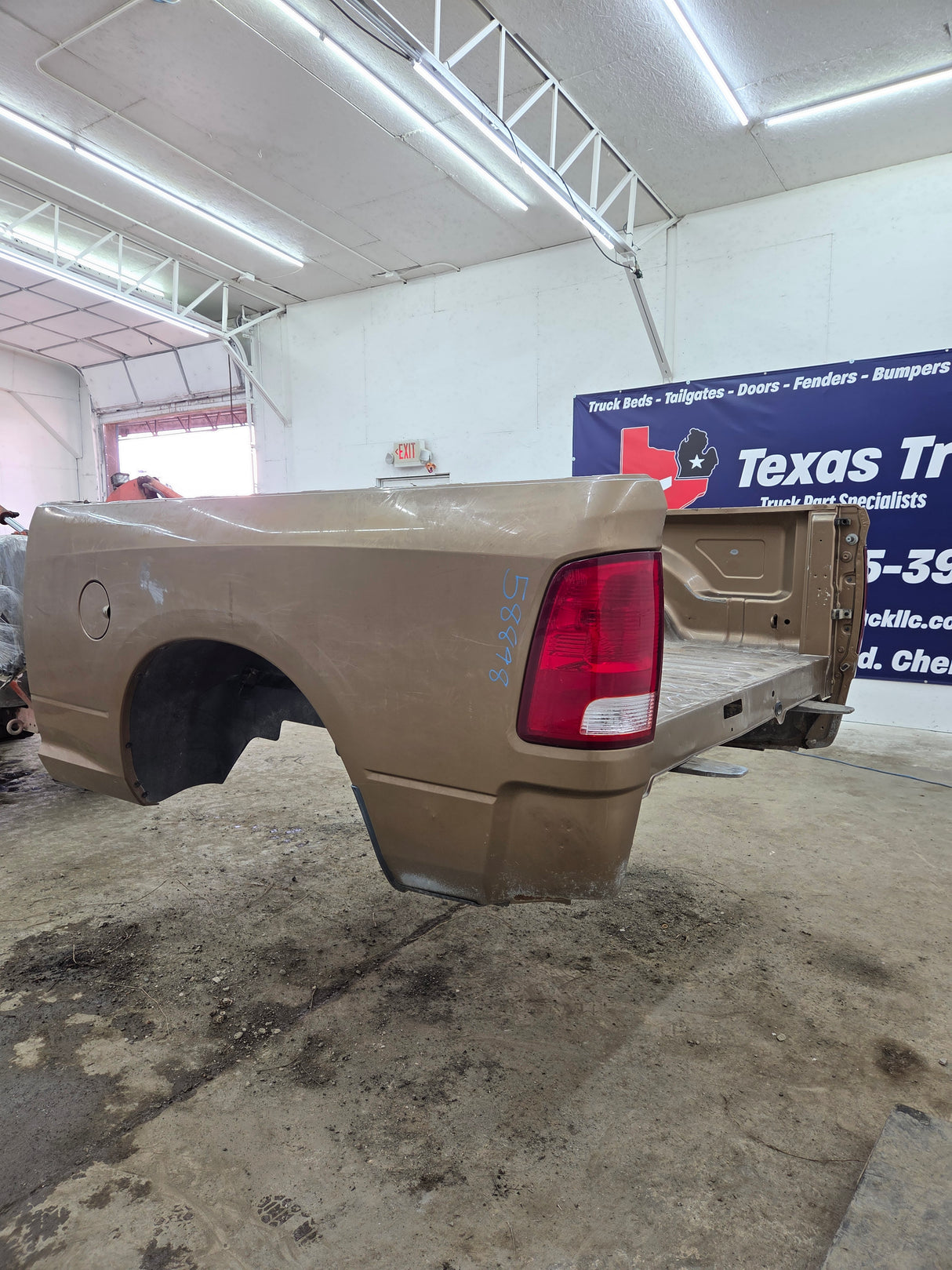 2009-2018 Dodge Ram 4th Gen 1500 2500 3500 6' 4" Short Truck Bed
