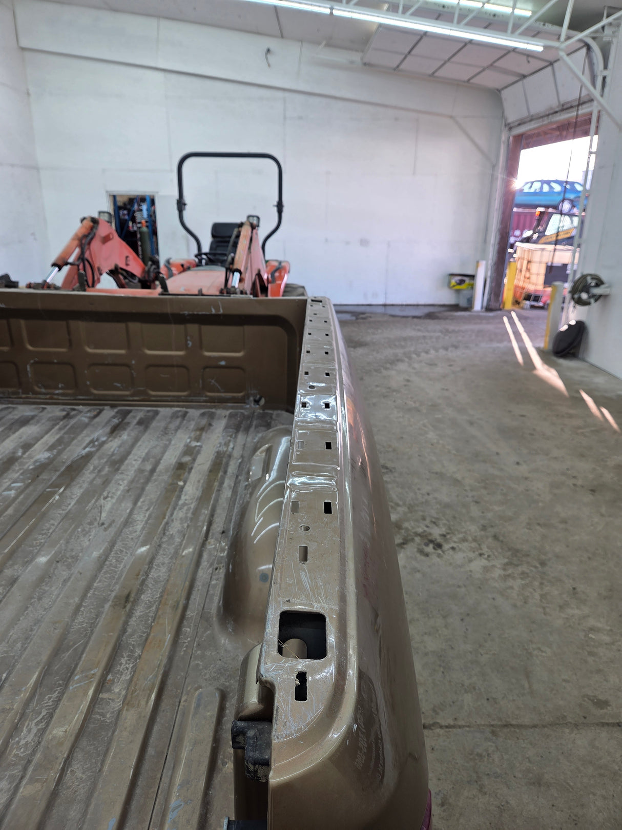 2009-2018 Dodge Ram 4th Gen 1500 2500 3500 6' 4" Short Truck Bed