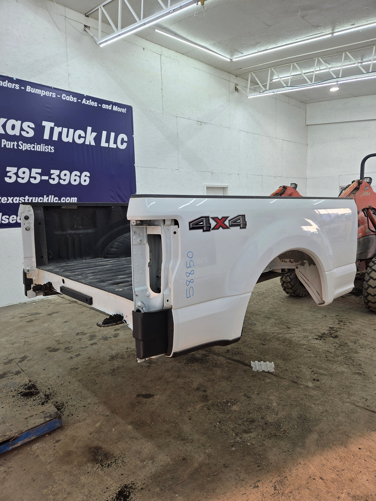 2017-2022 Ford F250 F350 Super Duty 6' 9" Short Truck Bed