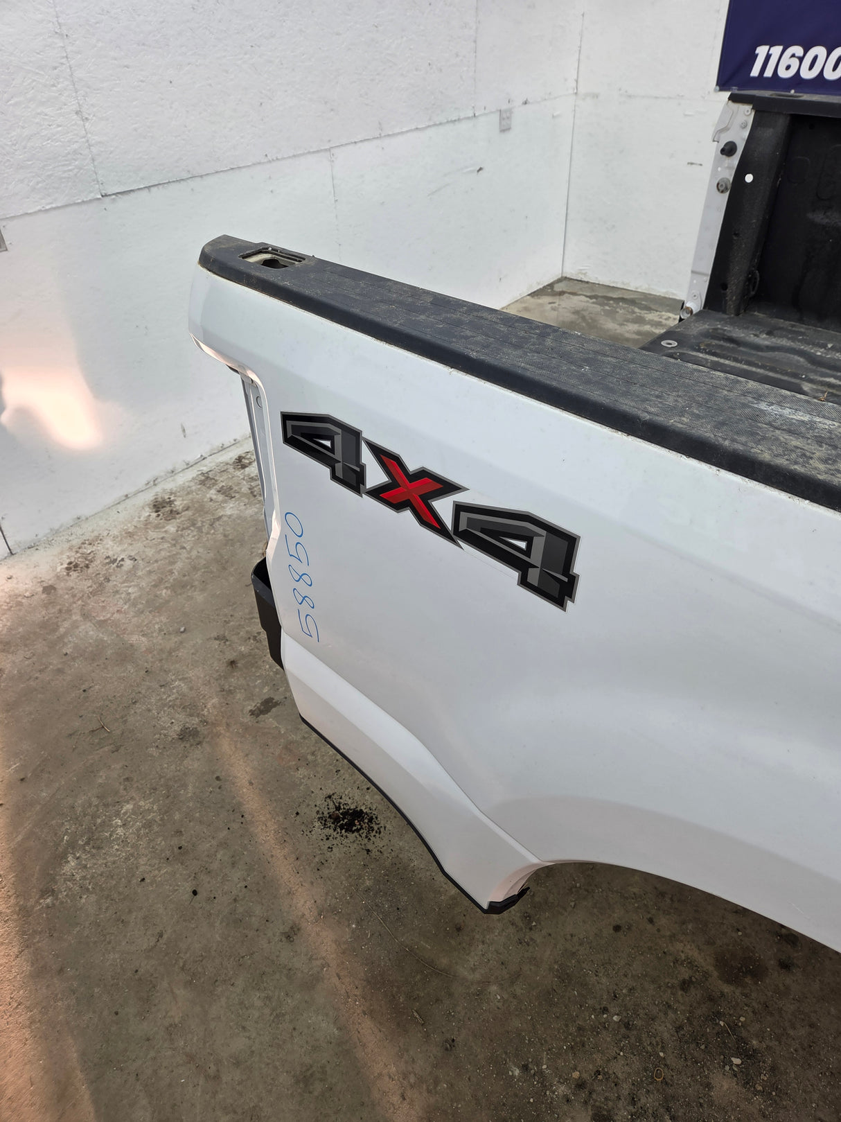 2017-2022 Ford F250 F350 Super Duty 6' 9" Short Truck Bed