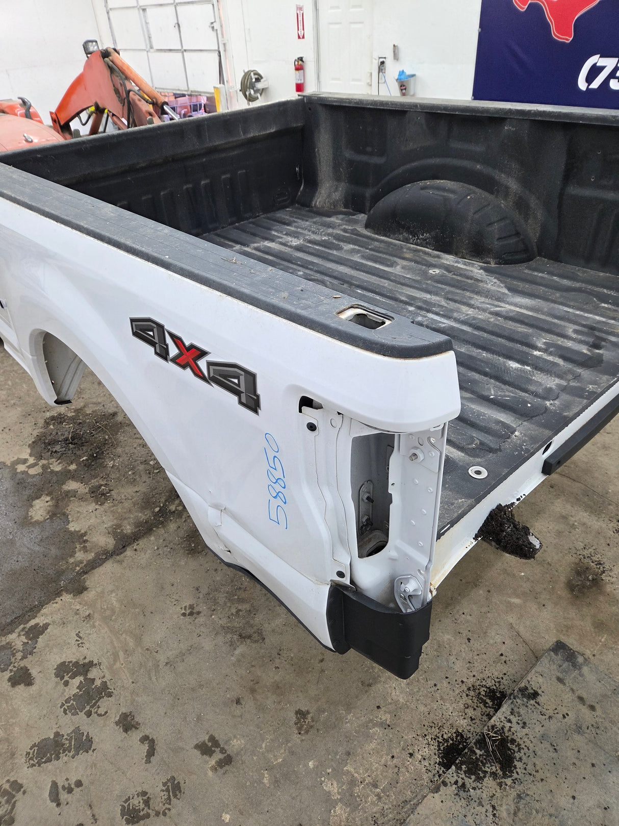 2017-2022 Ford F250 F350 Super Duty 6' 9" Short Truck Bed