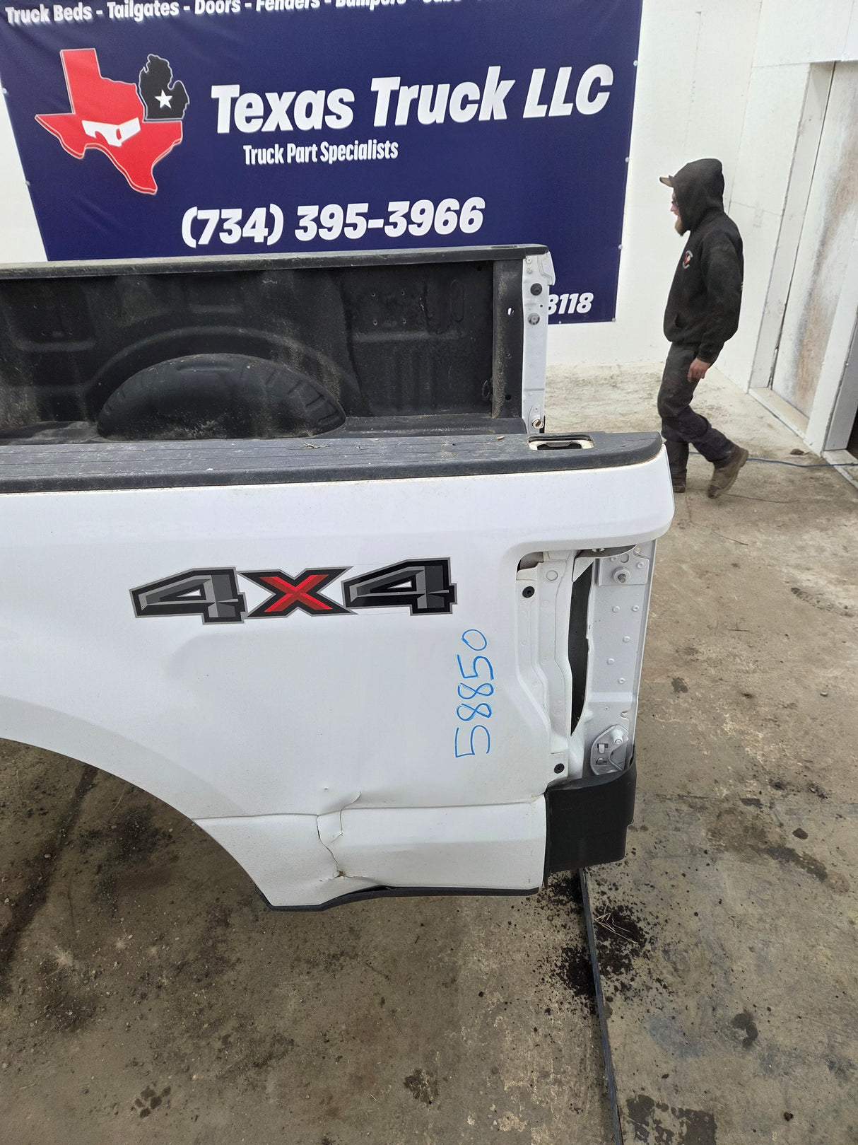 2017-2022 Ford F250 F350 Super Duty 6' 9" Short Truck Bed