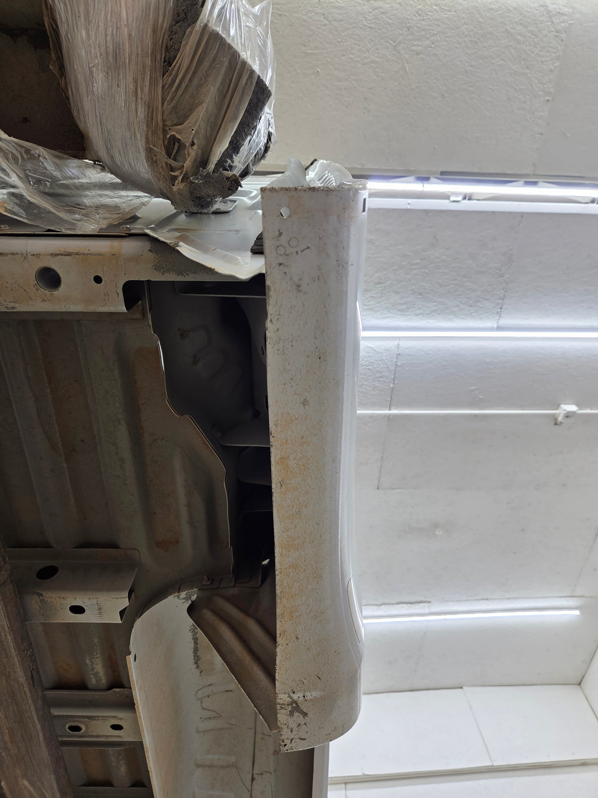 2017-2022 Ford F250 F350 Super Duty 6' 9" Short Truck Bed