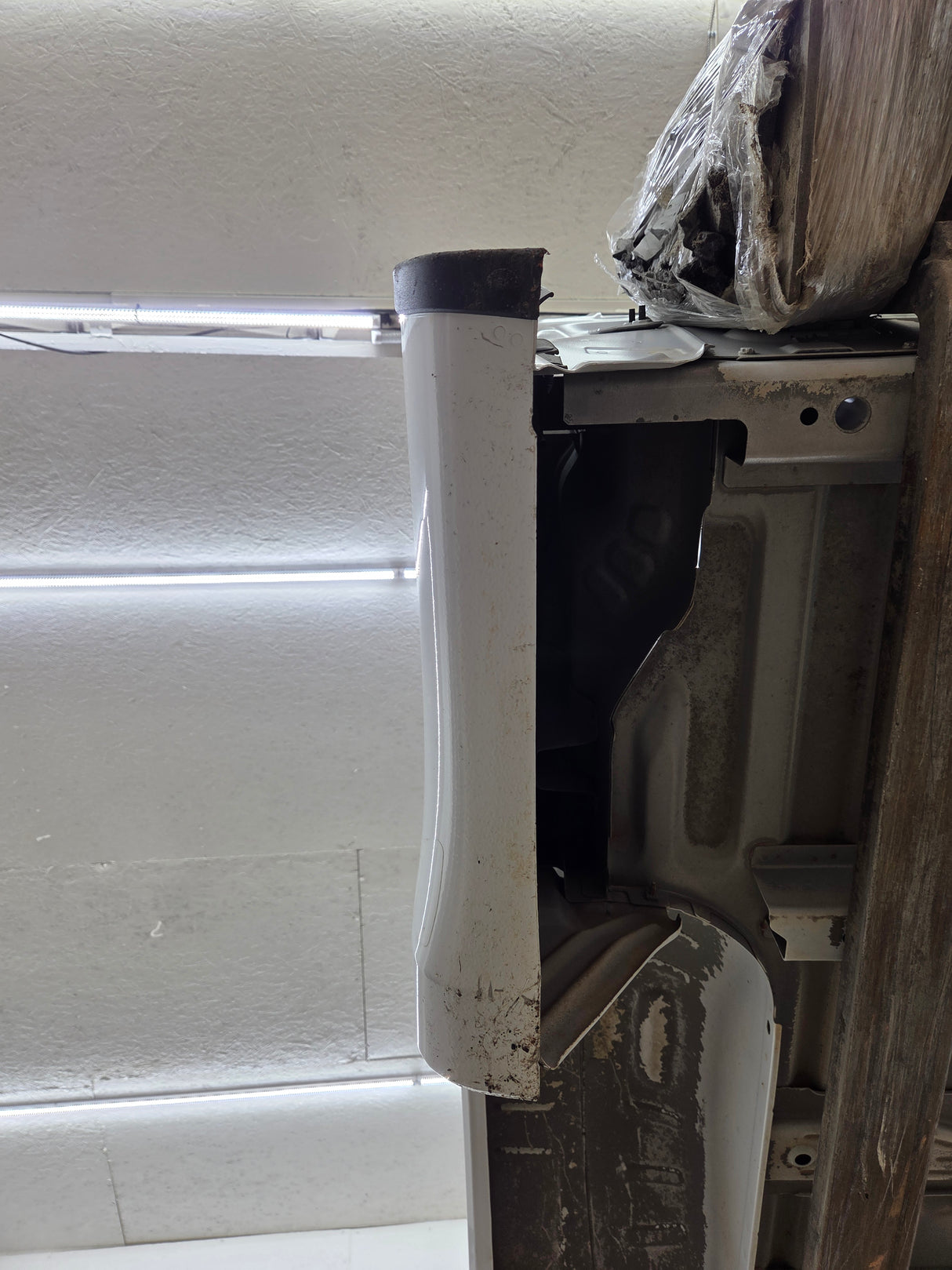 2017-2022 Ford F250 F350 Super Duty 6' 9" Short Truck Bed