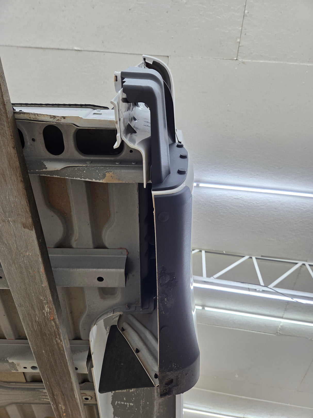 2017-2022 Ford F250 F350 Super Duty 6' 9" Short Truck Bed