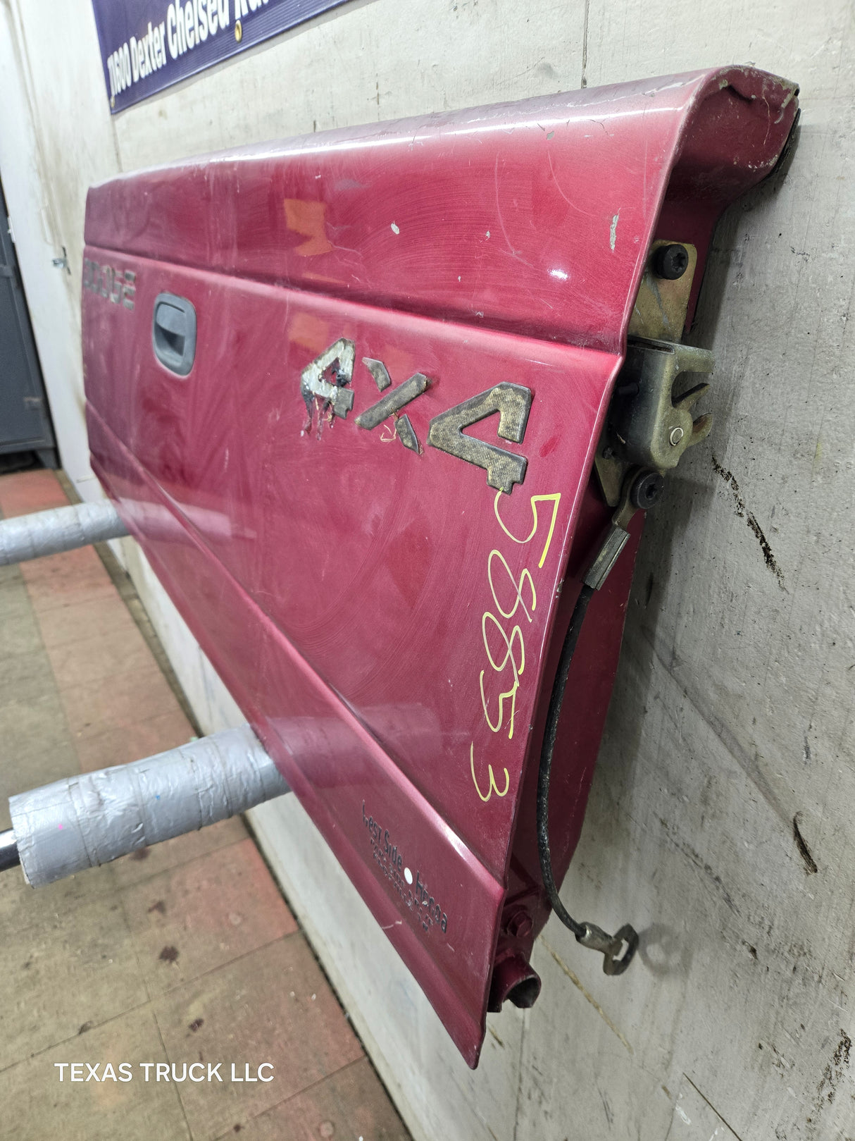 1997-2004 Dodge Dakota 2nd Gen Truck Tailgate