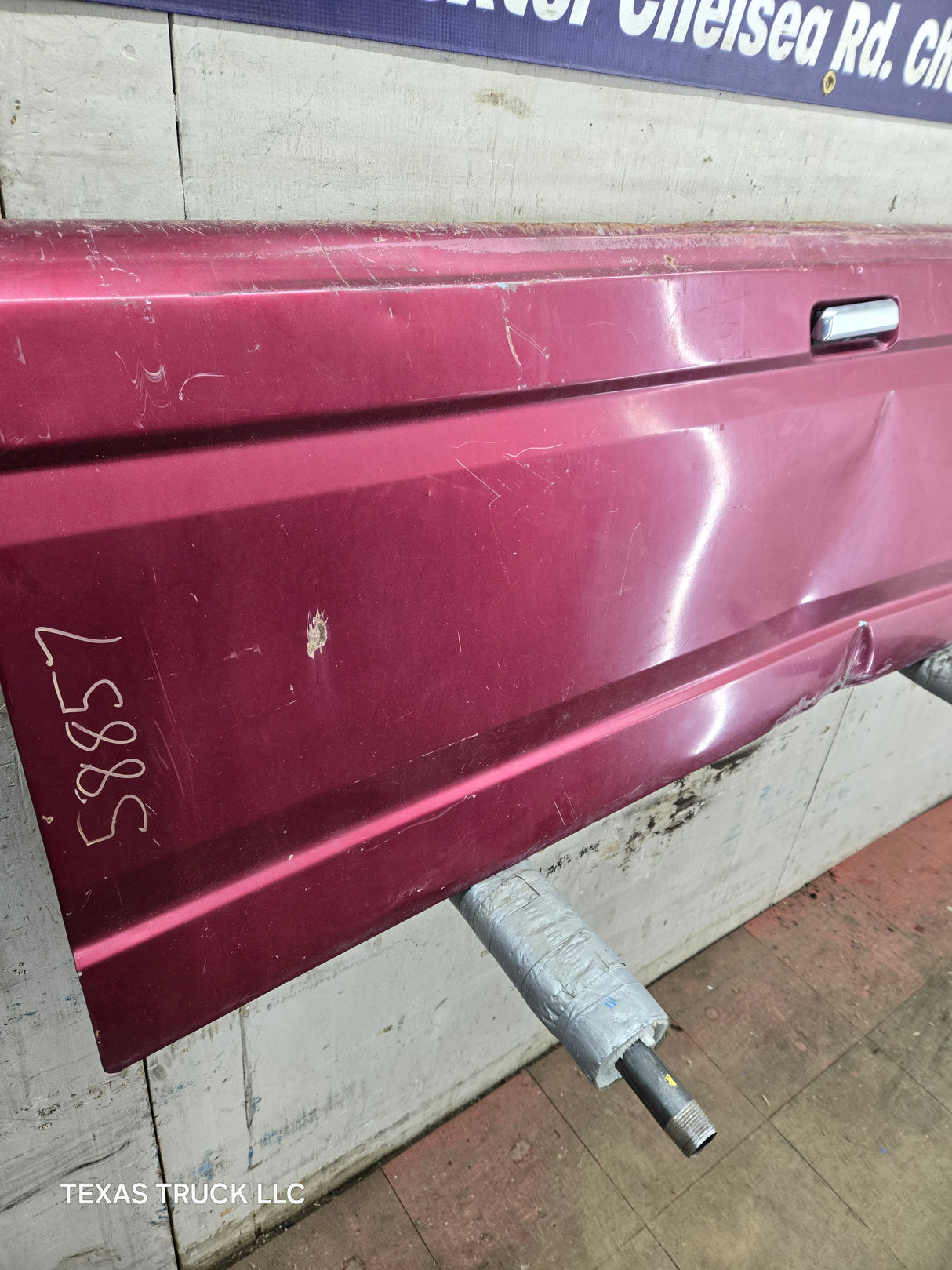 1980-1997 Bullnose / Bricknose / OBS Ford F100 F150 F250 F350 Tailgate