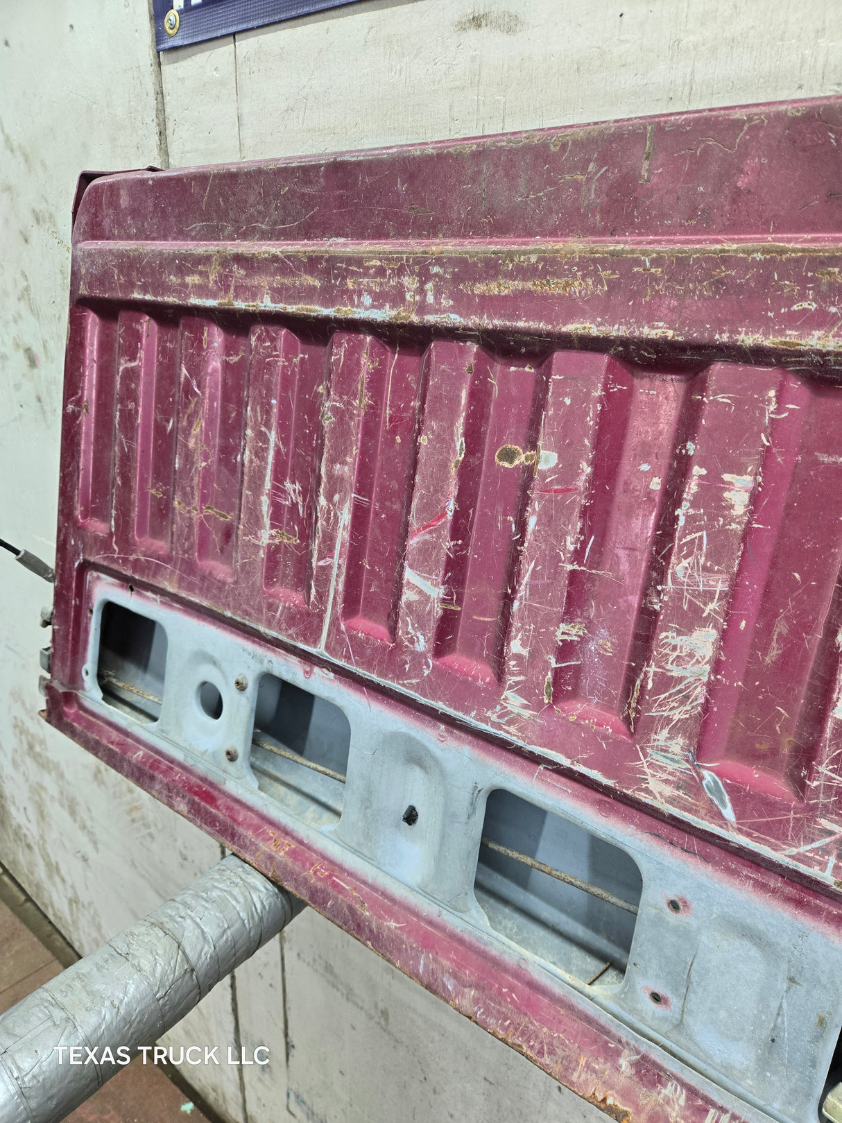 1980-1997 Bullnose / Bricknose / OBS Ford F100 F150 F250 F350 Tailgate