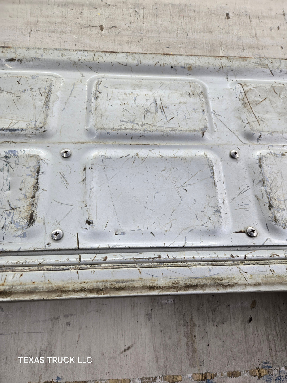 1995-2004 Toyota Tacoma Tailgate - Silver