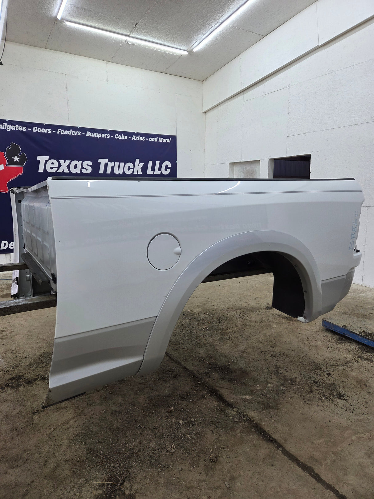 2009-2018 Dodge Ram 4th Gen 1500 2500 3500 6' 4" Short Truck Bed