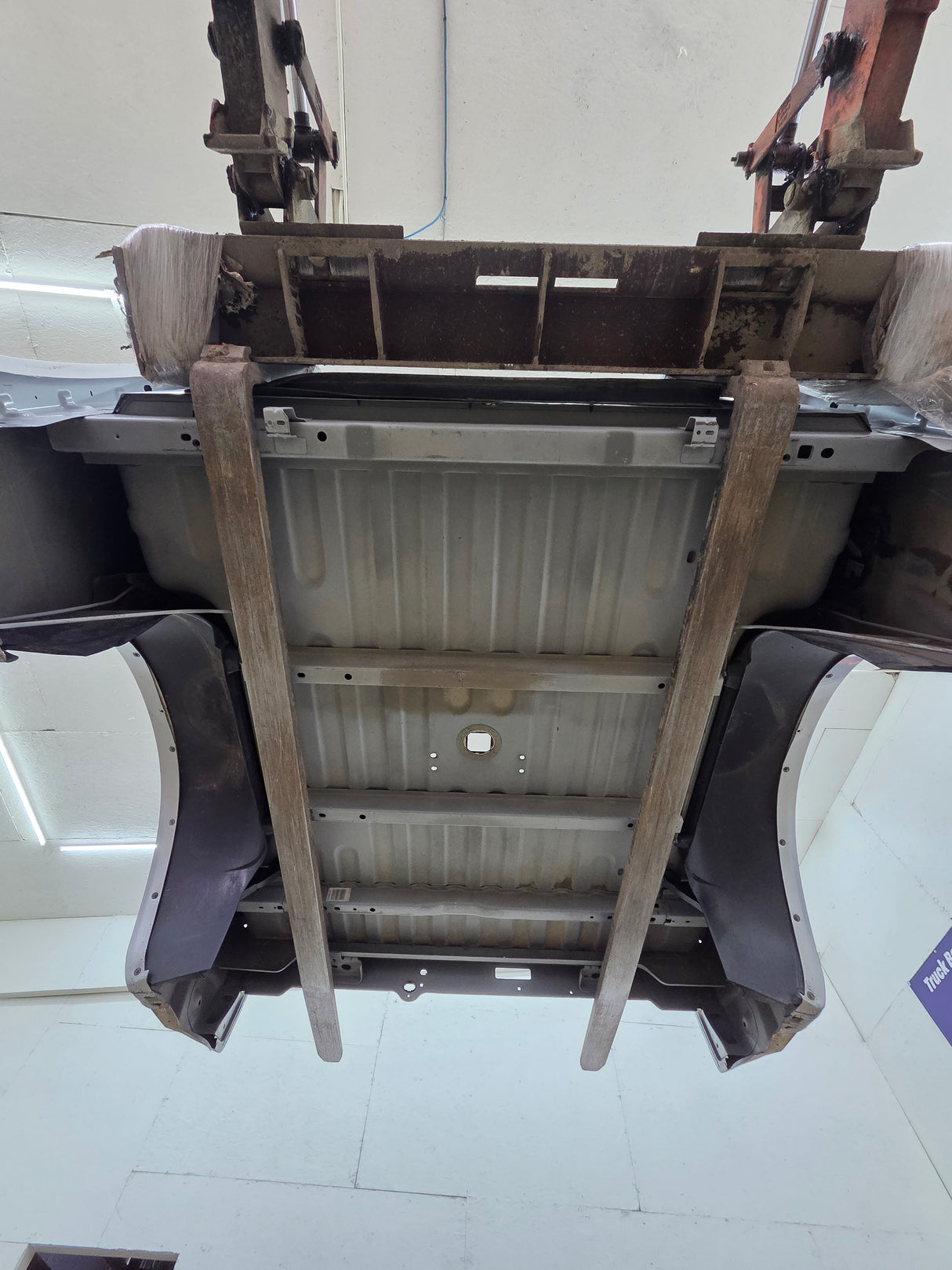 2009-2018 Dodge Ram 4th Gen 1500 2500 3500 6' 4" Short Truck Bed