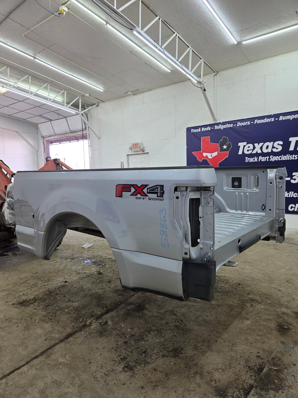 2017-2022 Ford F250 F350 Super Duty 6' 9" Short Truck Bed