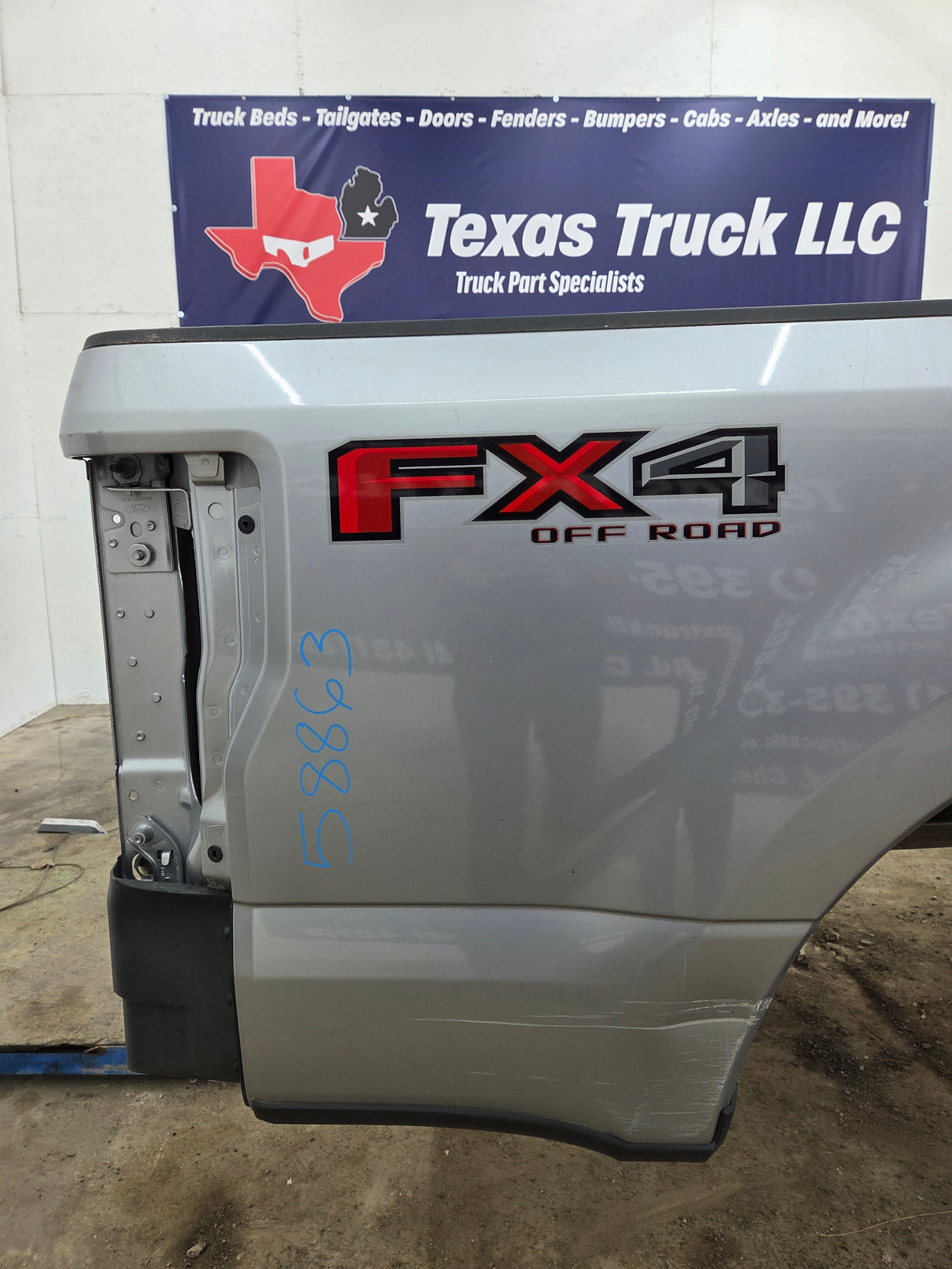 2017-2022 Ford F250 F350 Super Duty 6' 9" Short Truck Bed