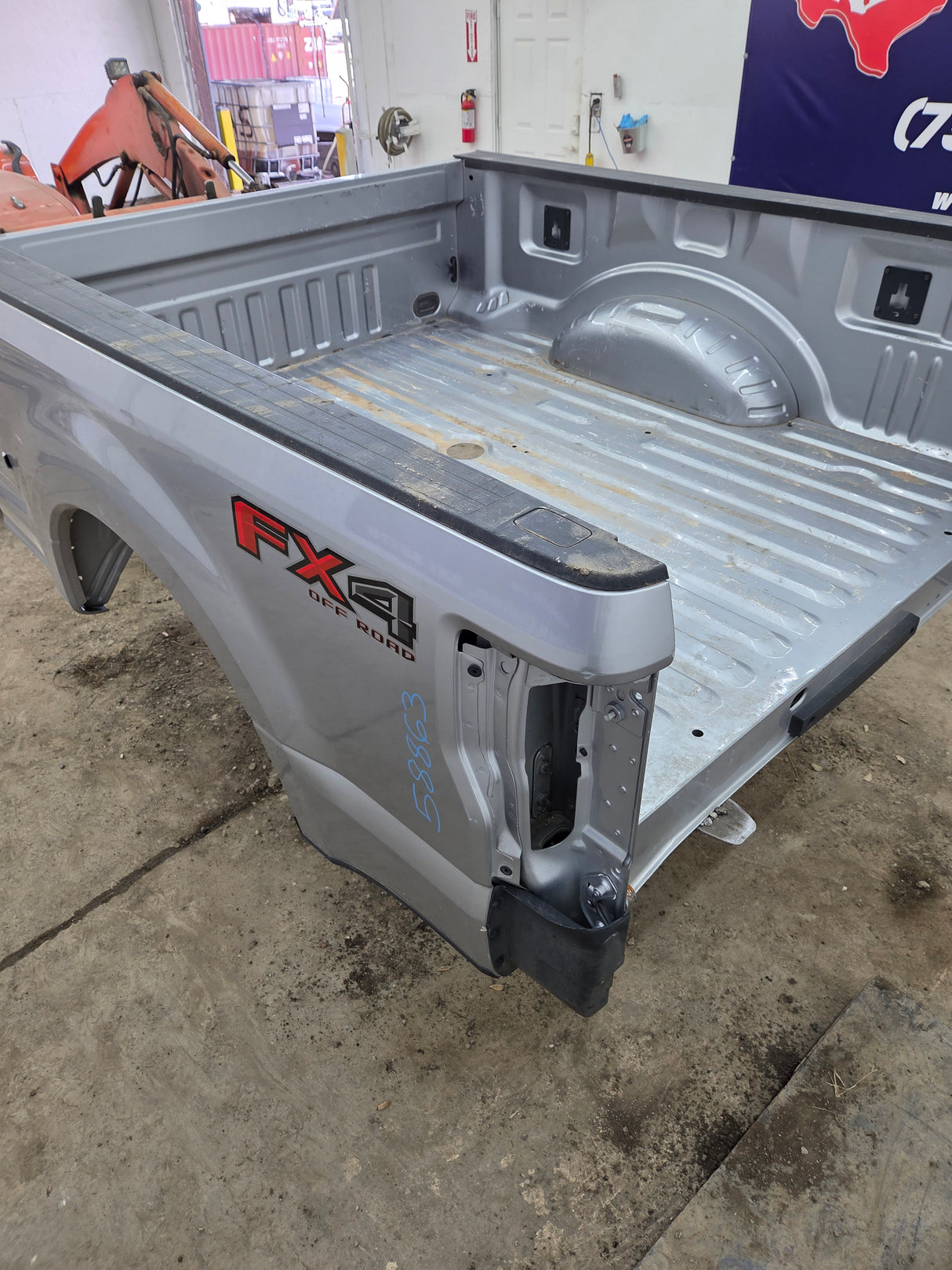 2017-2022 Ford F250 F350 Super Duty 6' 9" Short Truck Bed