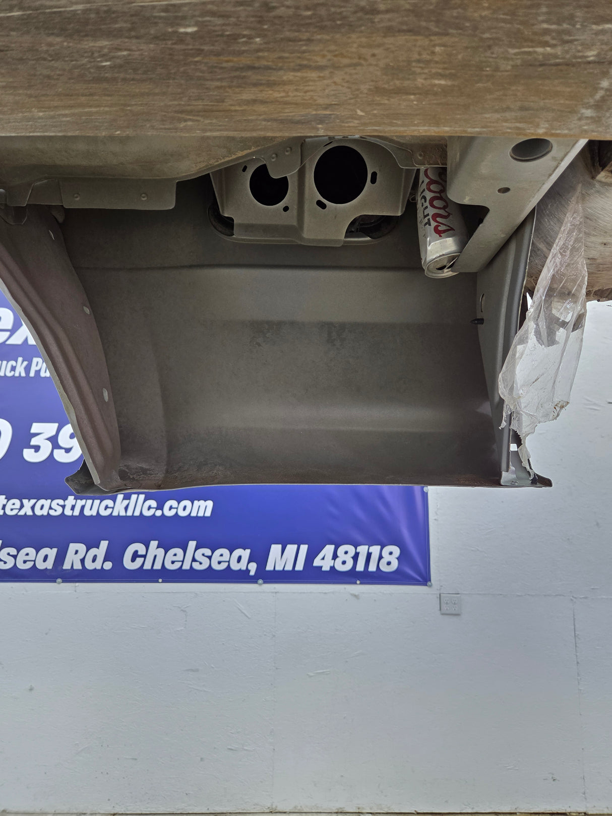 2017-2022 Ford F250 F350 Super Duty 6' 9" Short Truck Bed