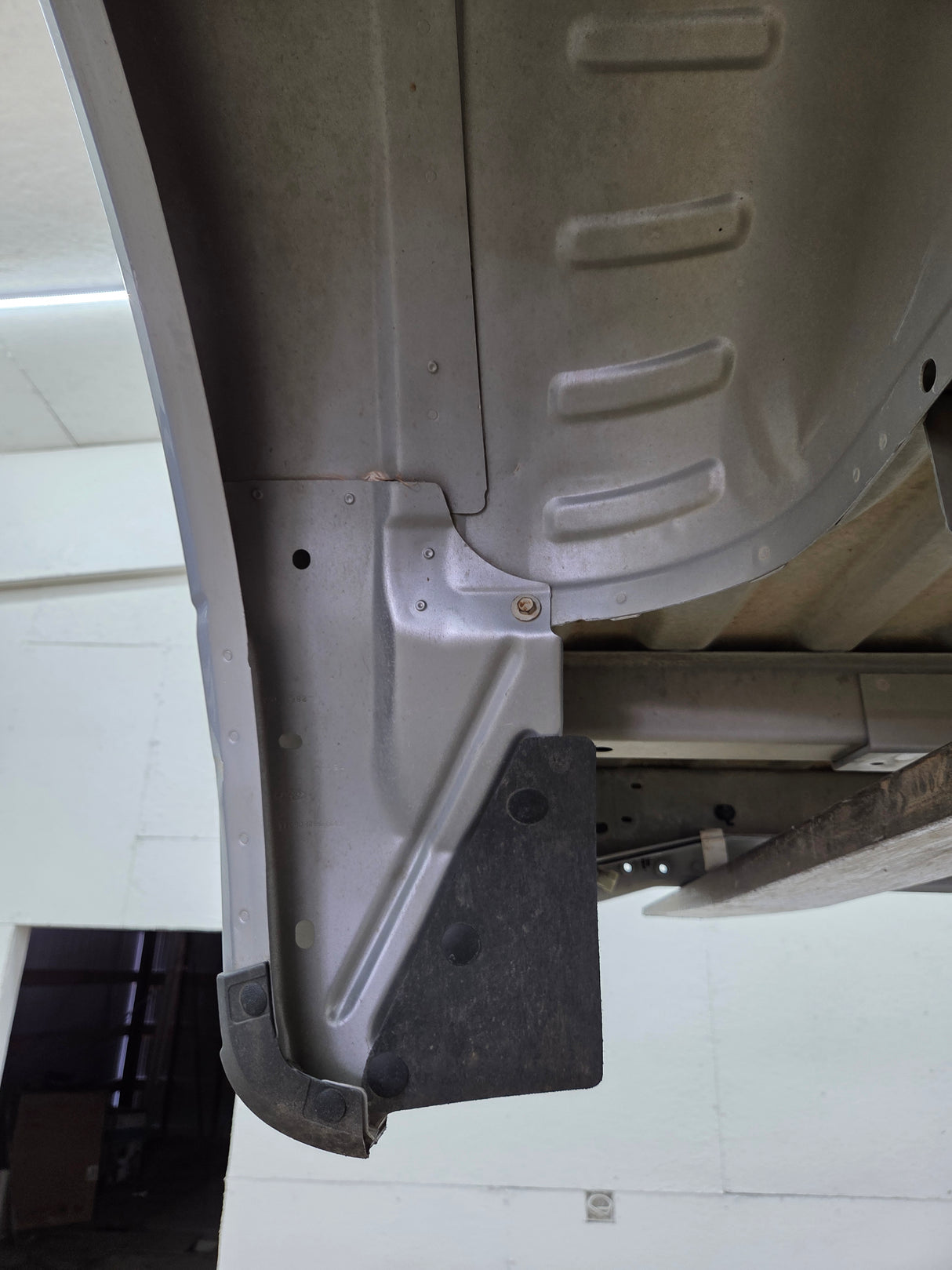2017-2022 Ford F250 F350 Super Duty 6' 9" Short Truck Bed