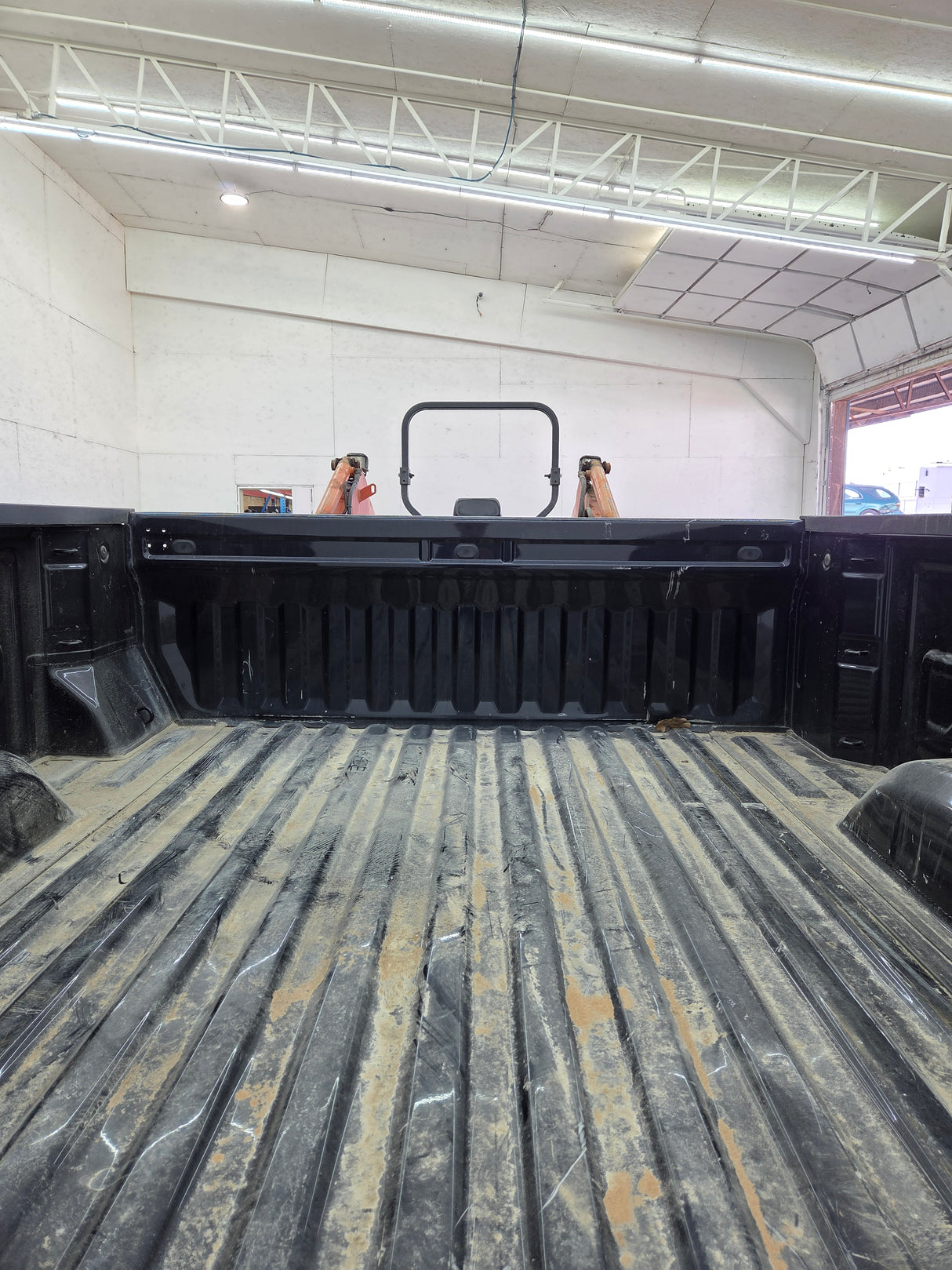 2019-2025 Chevrolet Silverado 2500 3500 HD 6' 6" Short Truck Bed - Dark Blue