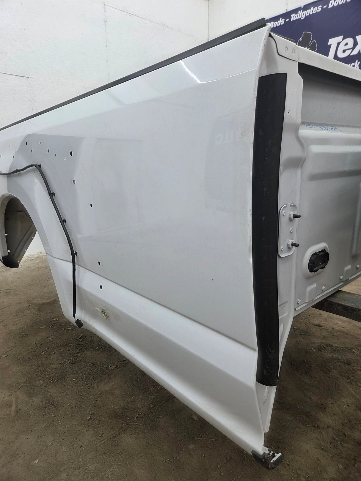 2017-2022 Ford Super Duty F350 F450 F550 8' Dually Bed