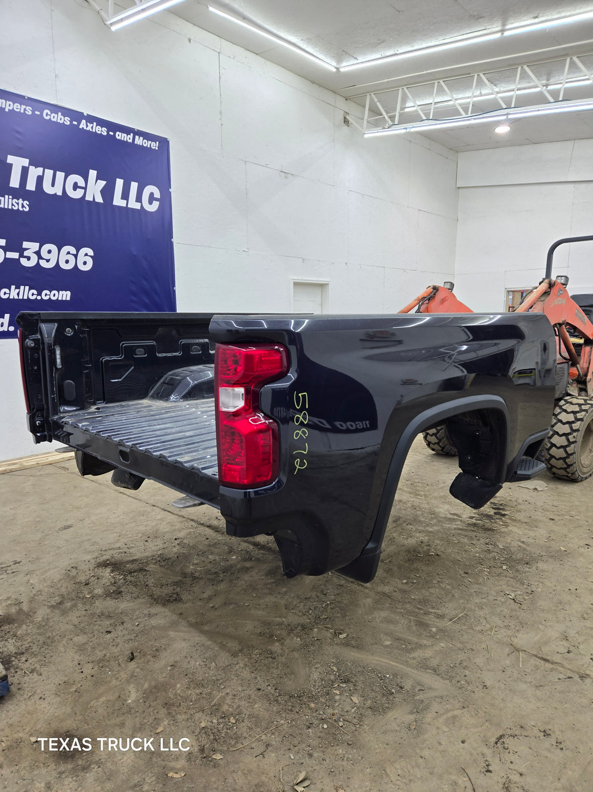 2019-2025 Chevrolet Silverado 2500 3500 HD 6' 6" Short Truck Bed