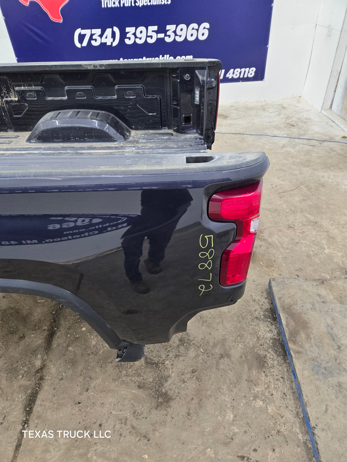 2019-2025 Chevrolet Silverado 2500 3500 HD 6' 6" Short Truck Bed