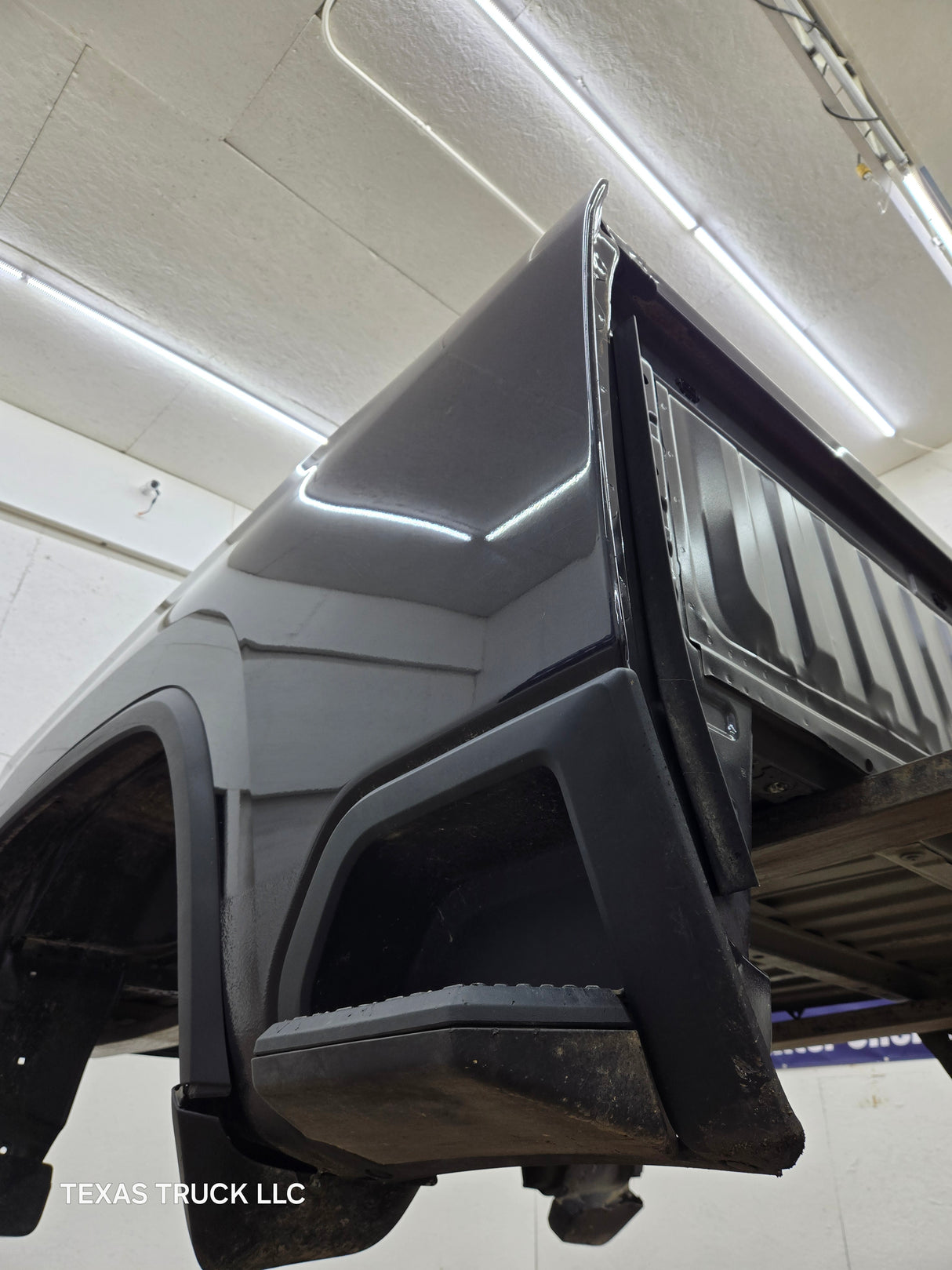 2019-2025 Chevrolet Silverado 2500 3500 HD 6' 6" Short Truck Bed