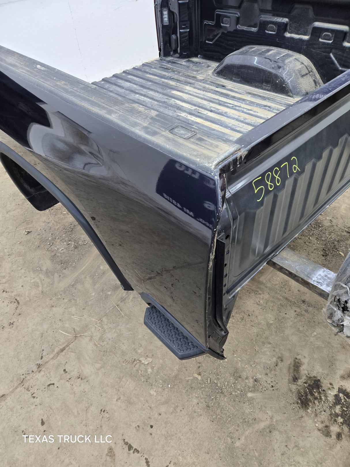 2019-2025 Chevrolet Silverado 2500 3500 HD 6' 6" Short Truck Bed