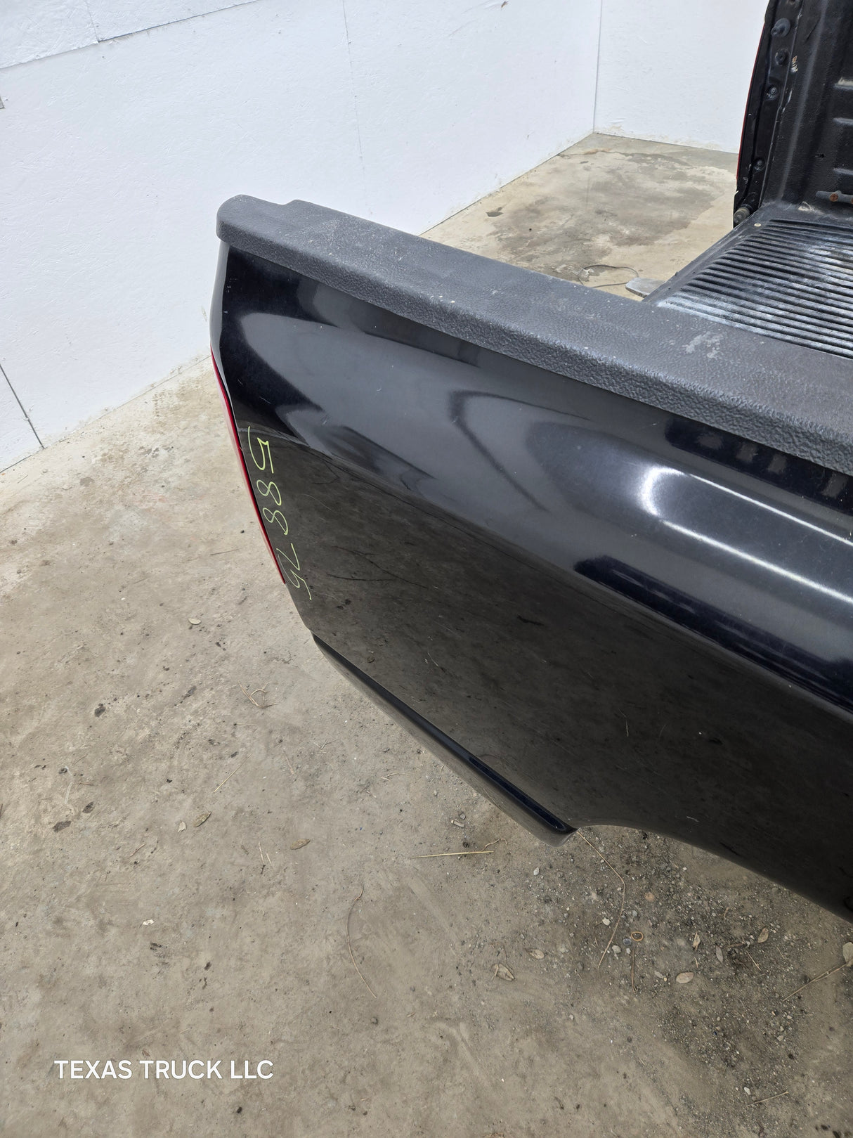 2003-2008 Dodge Ram 1500 2500 3500 3rd Gen 6' 4" Short Truck Bed