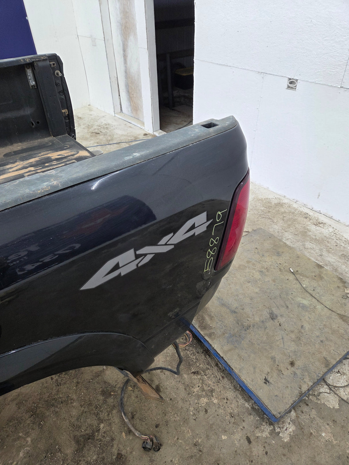 2009-2018 Dodge Ram 4th Gen 1500 2500 3500 6' 4" Short Truck Bed