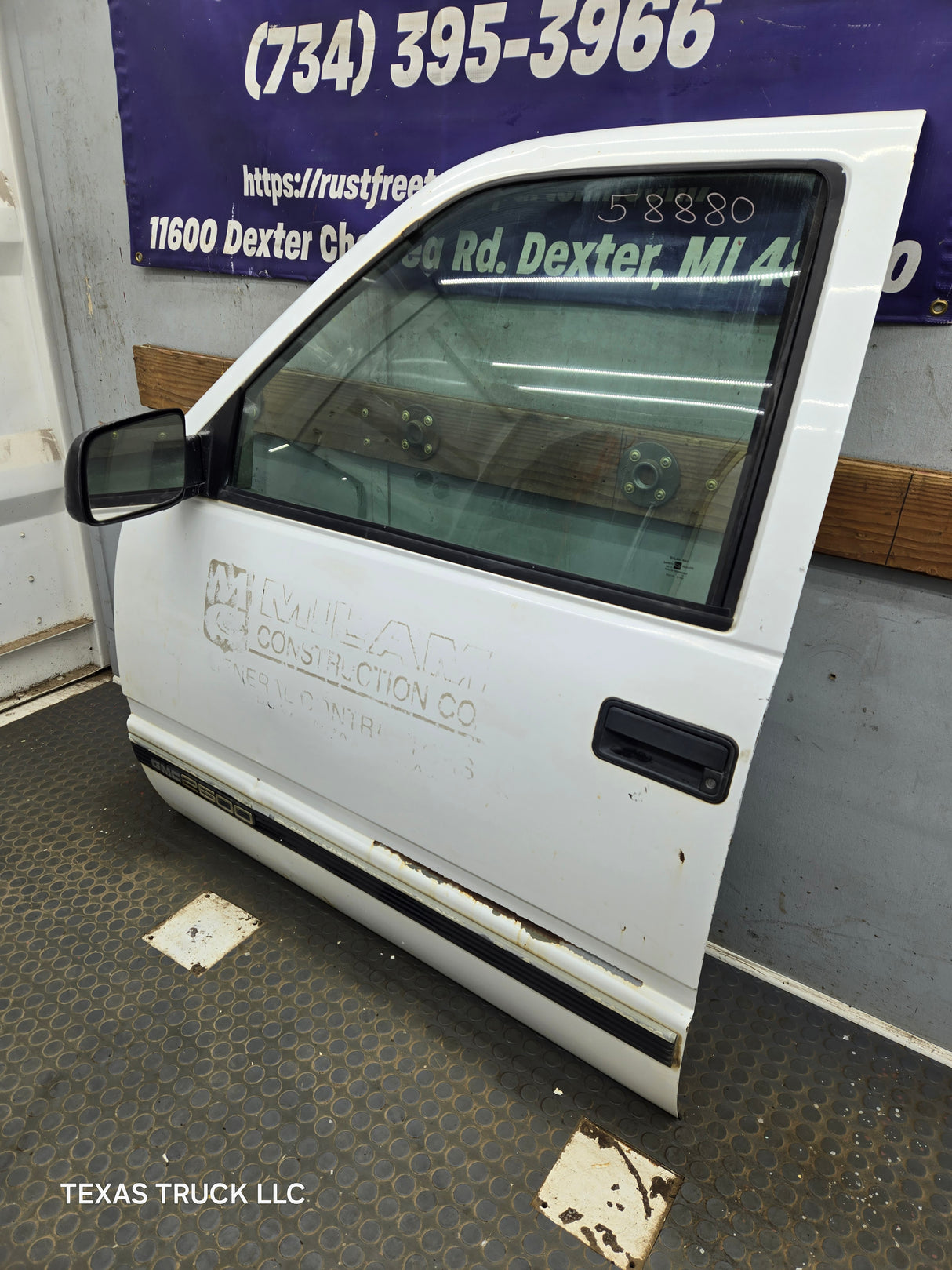 1988-2000 Chevrolet Silverado Suburban GMC Sierra LH Front Driver Side Door - White