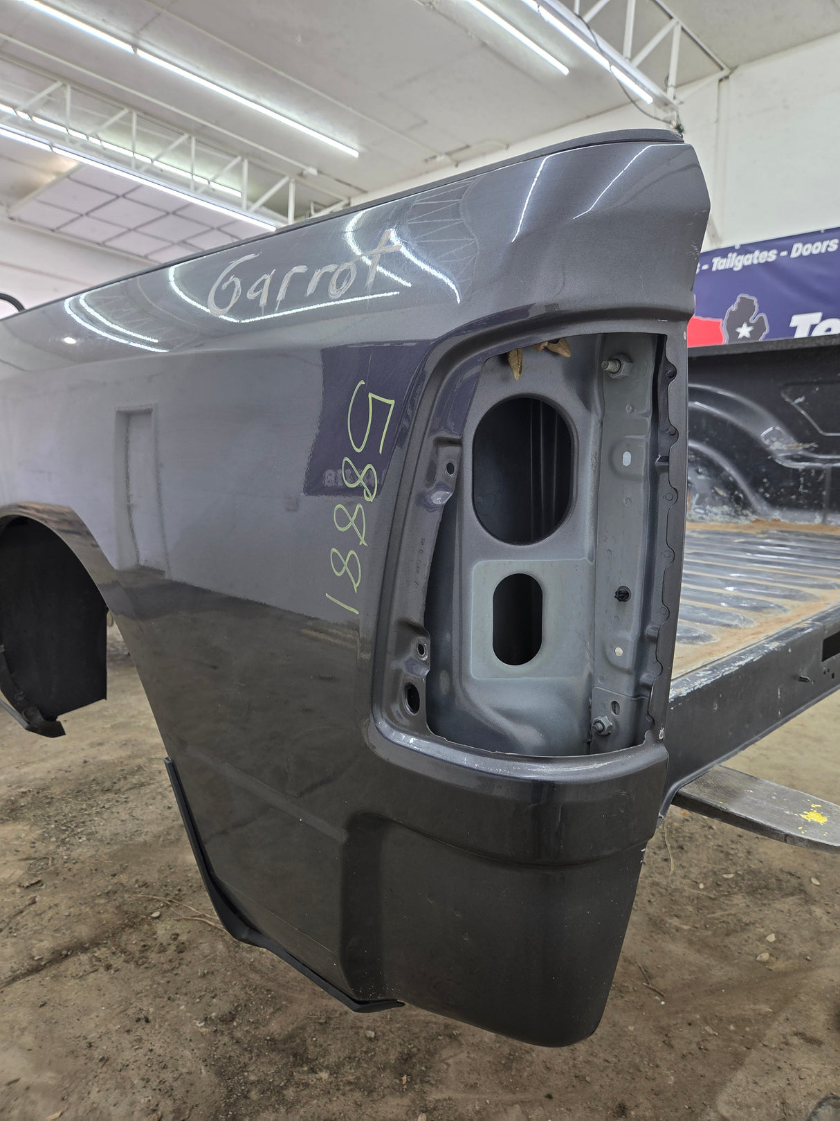 2019-2025 Dodge Ram 2500 3500 5th Gen 6' 4" Short Truck Bed