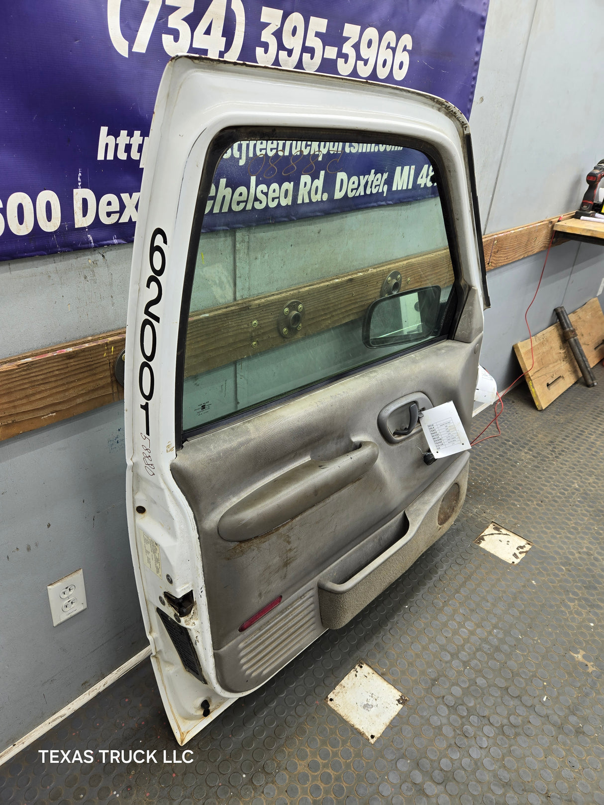 1988-2000 Chevrolet Silverado Suburban GMC Sierra LH Front Driver Side Door - White